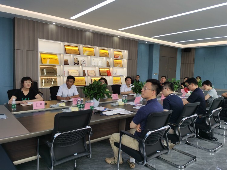 Welcome the leaders and experts of South Korea's Posco Group (Zhangjiagang Company) to visit Fengerda