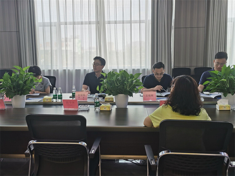 Welcome the leaders and experts of South Korea's Posco Group (Zhangjiagang Company) to visit Fengerda