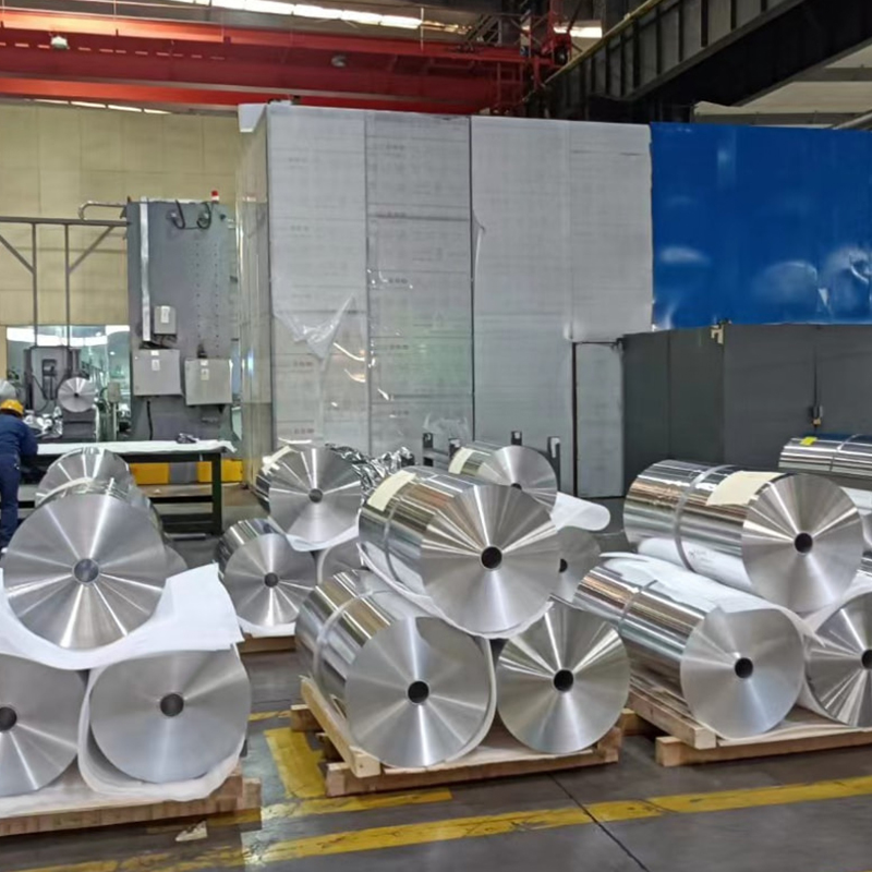 Factory made 8011 aluminium foil jumbo roll price aluminium foil packing