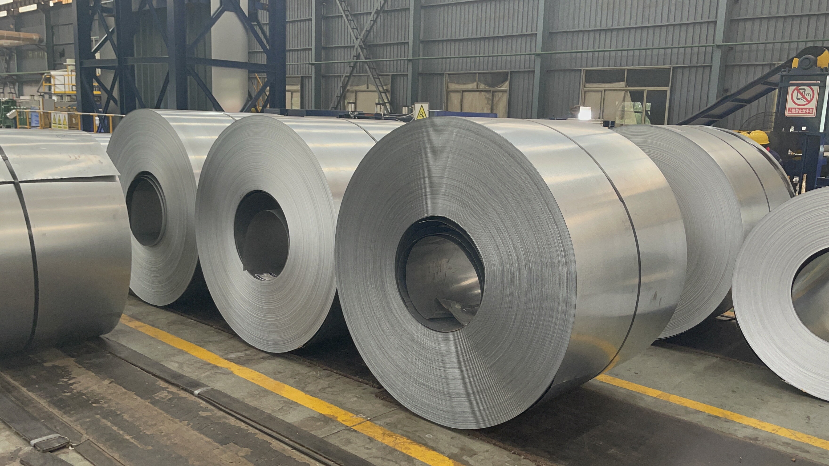 Z275 Galvanized Coil