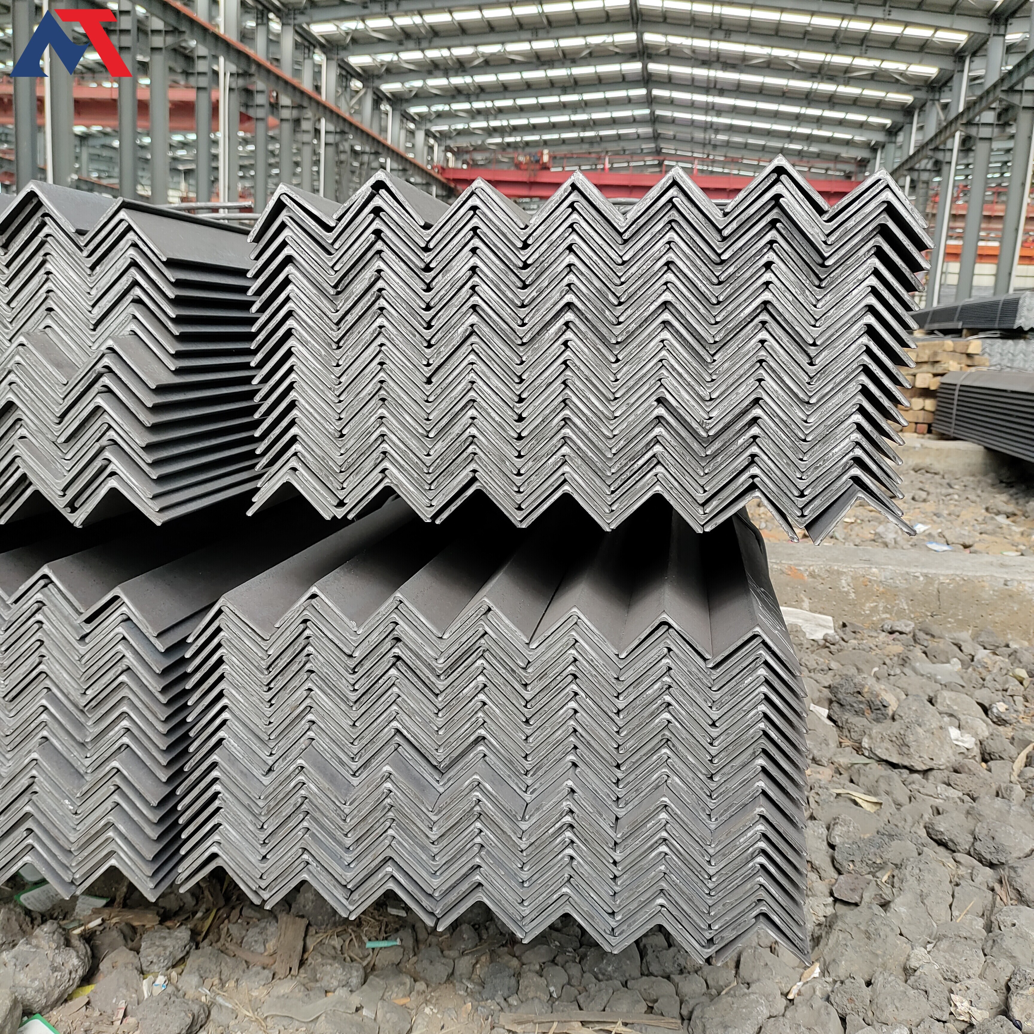 Hot selling equal angle steel, unequal angle steel, galvanized angle steel