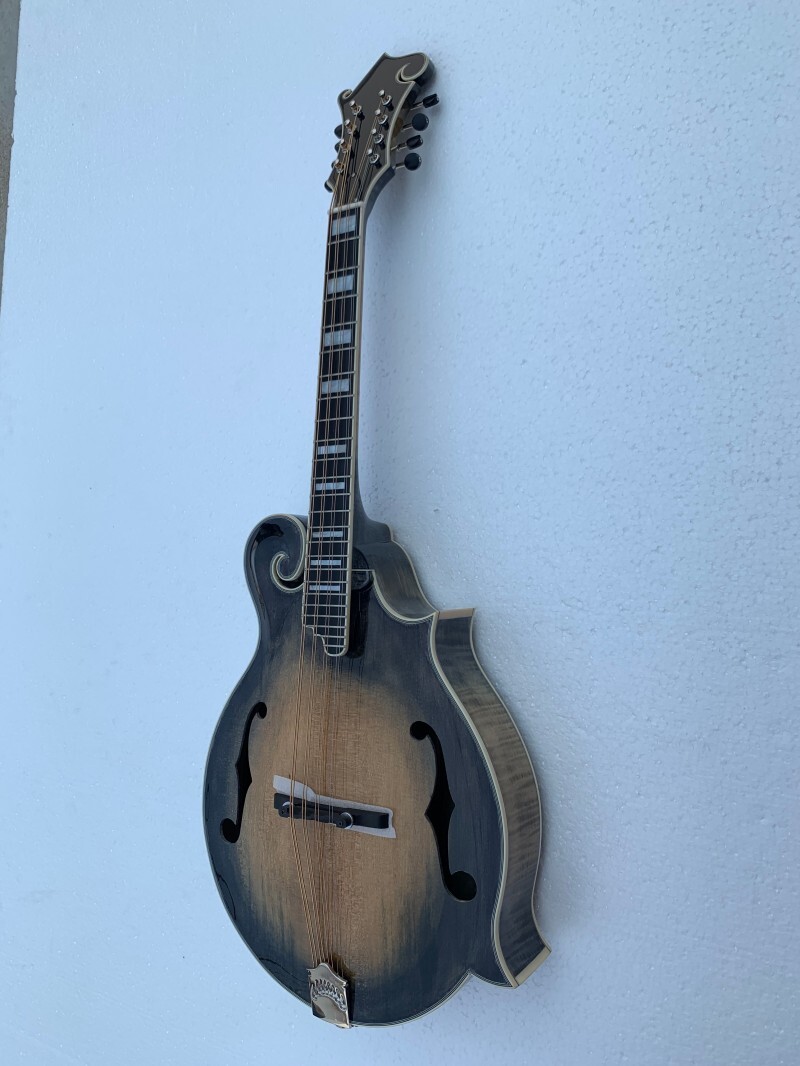 F style mandolin guitar(AOM-F105)