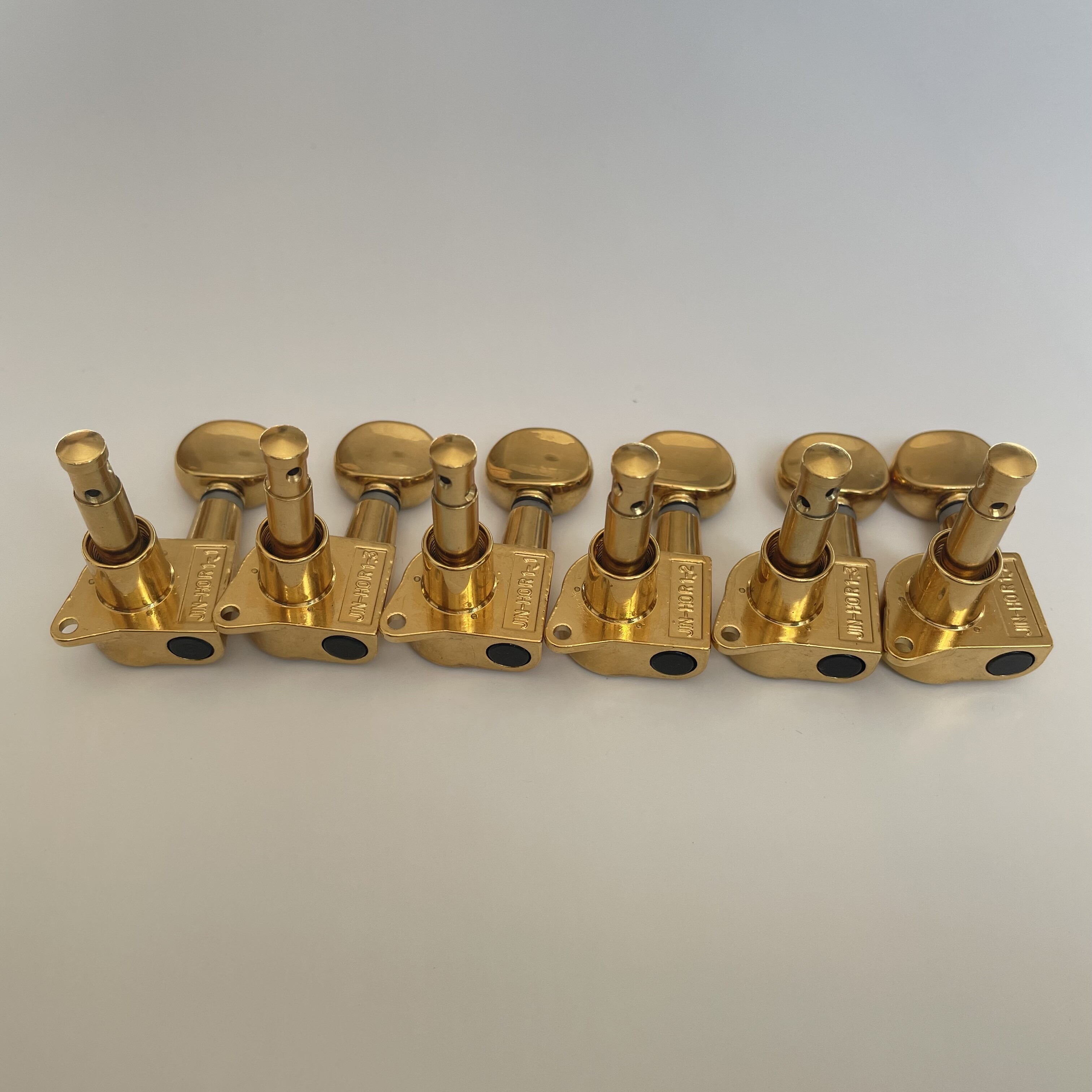 Afanti 6R Inline Gold Guitar Tuner for 10mm Machine Head Holes Electric Guitars