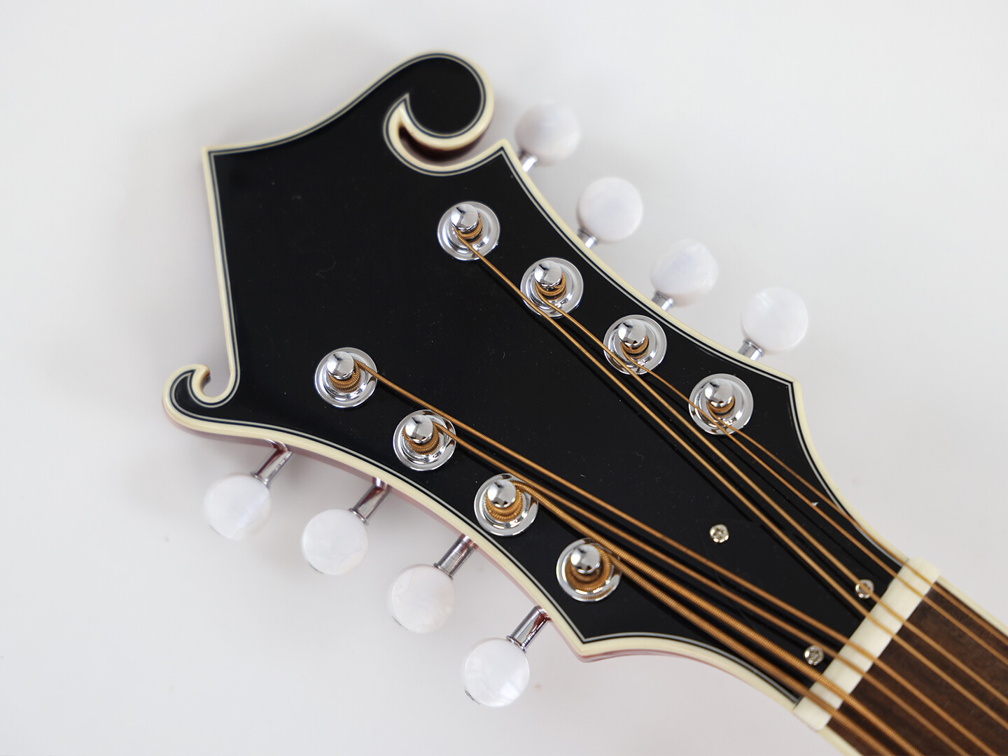 Afanti  AA Solid Spruce Top Oval Hole F Mandocello