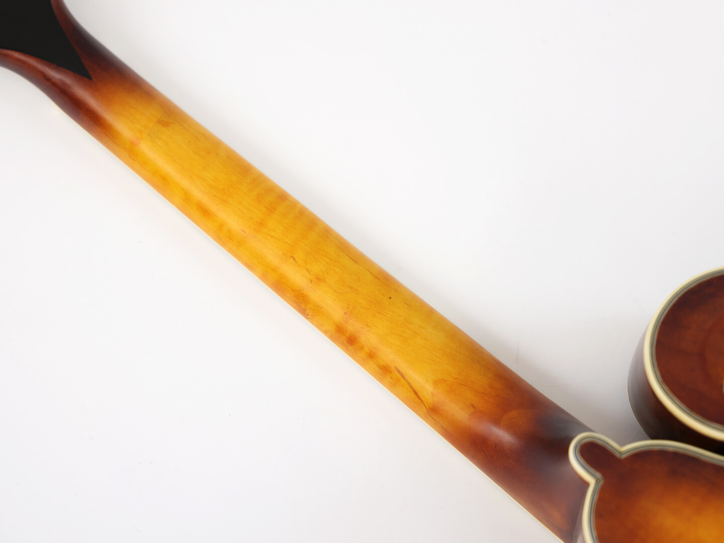 Afanti AA Solid Flamed Maple Back and Side F Octave Mandolin