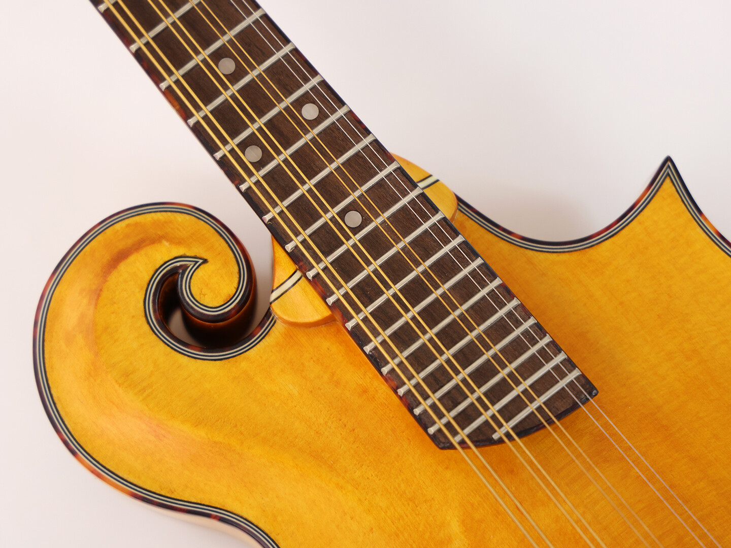 Afanti Goldrush Color Solid Spruce Top Ebony Bridge F Mandola