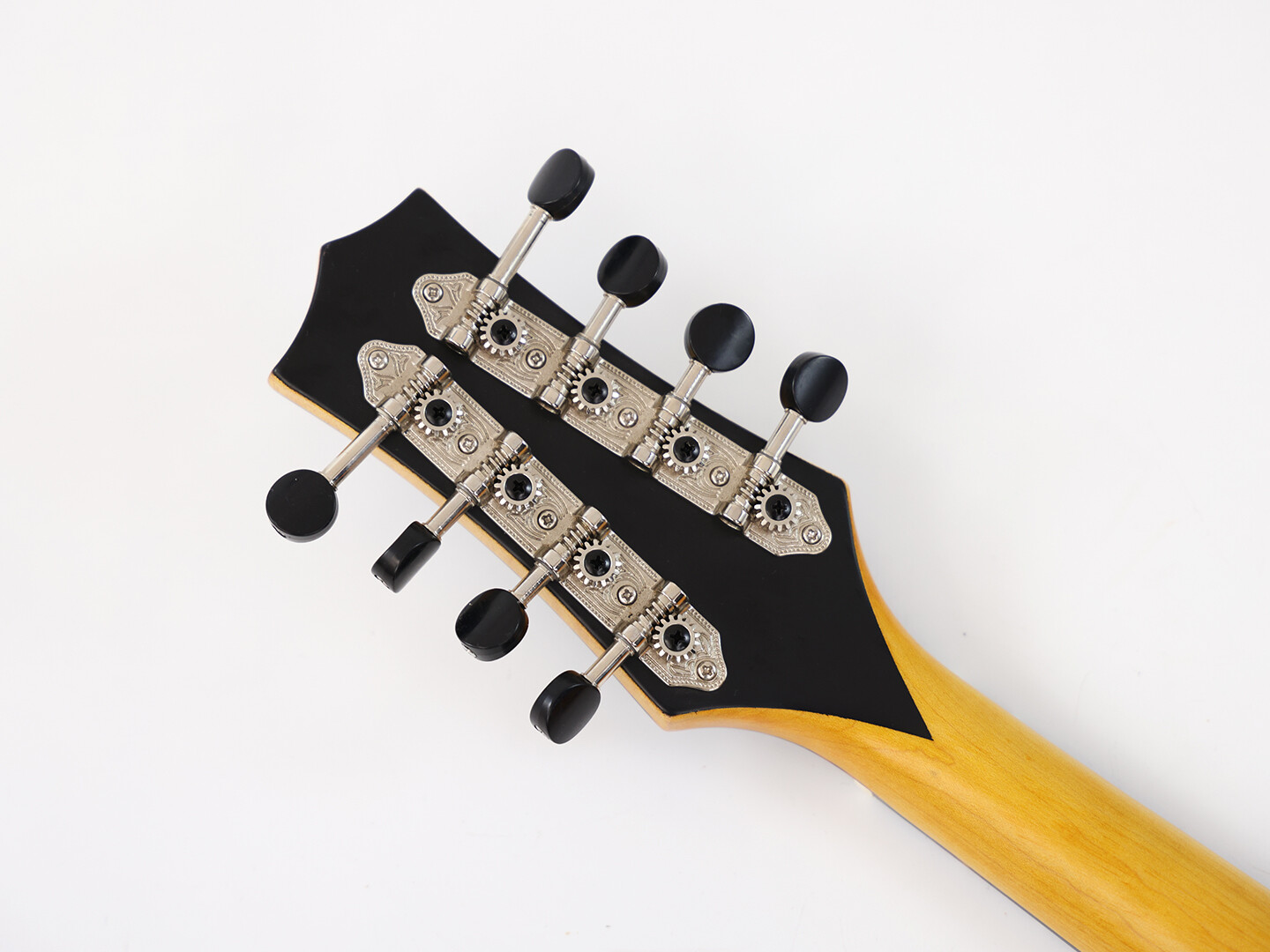 Afanti A Solid Spruce Top Solid Flamed Maple Back A Style Mandola