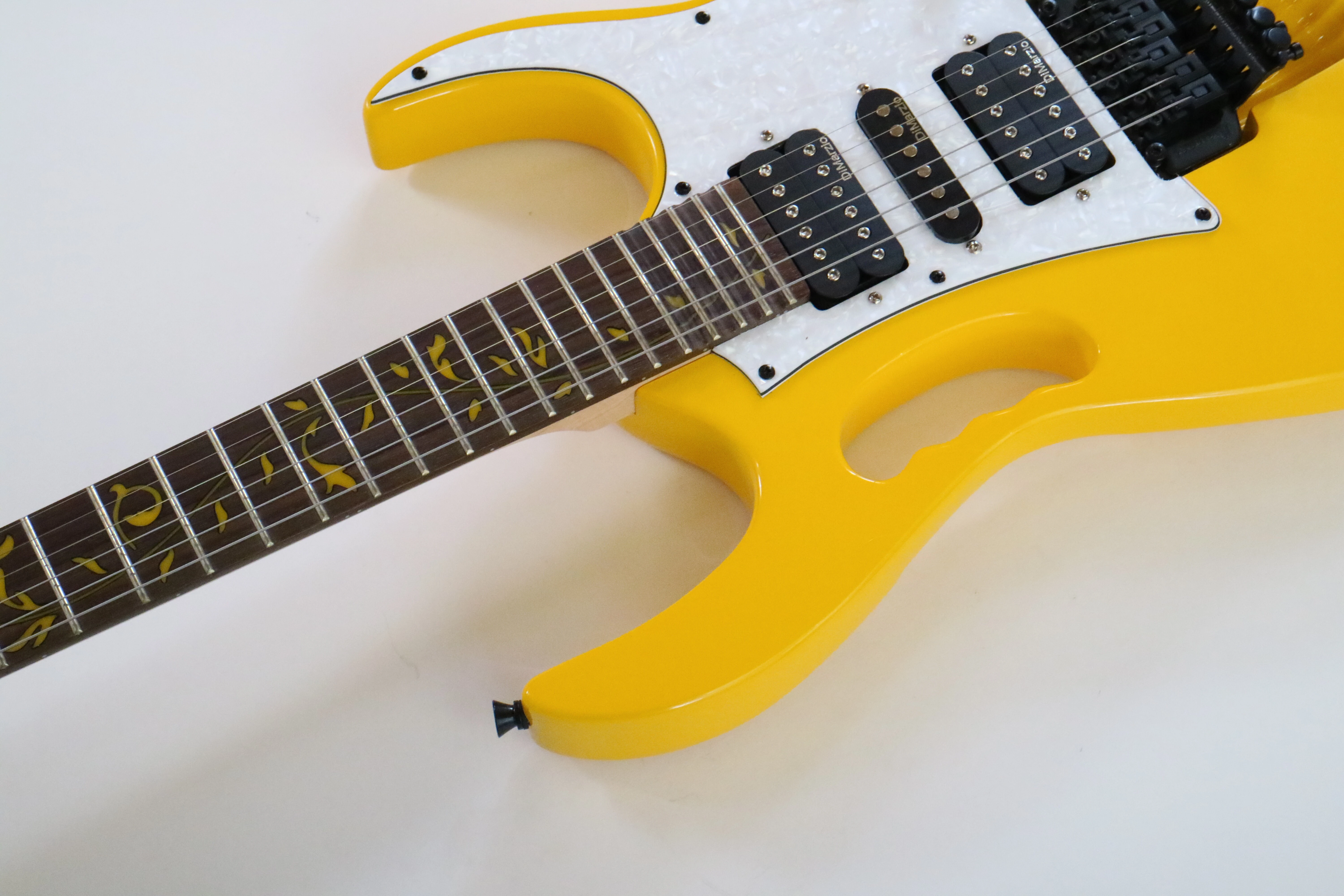 Afanti Rosewood Fingerboard Bolt on Neck Custom Electric Guitar