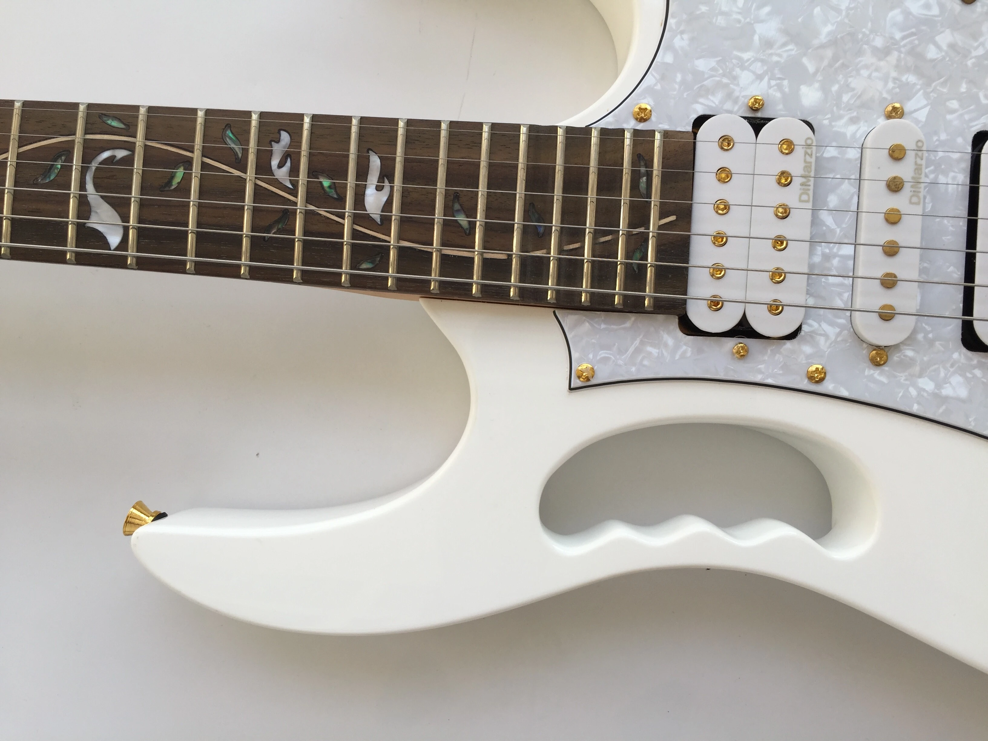 Afanti Basswood Body Flower Fingerboard Inlay Custom Electric Guitar