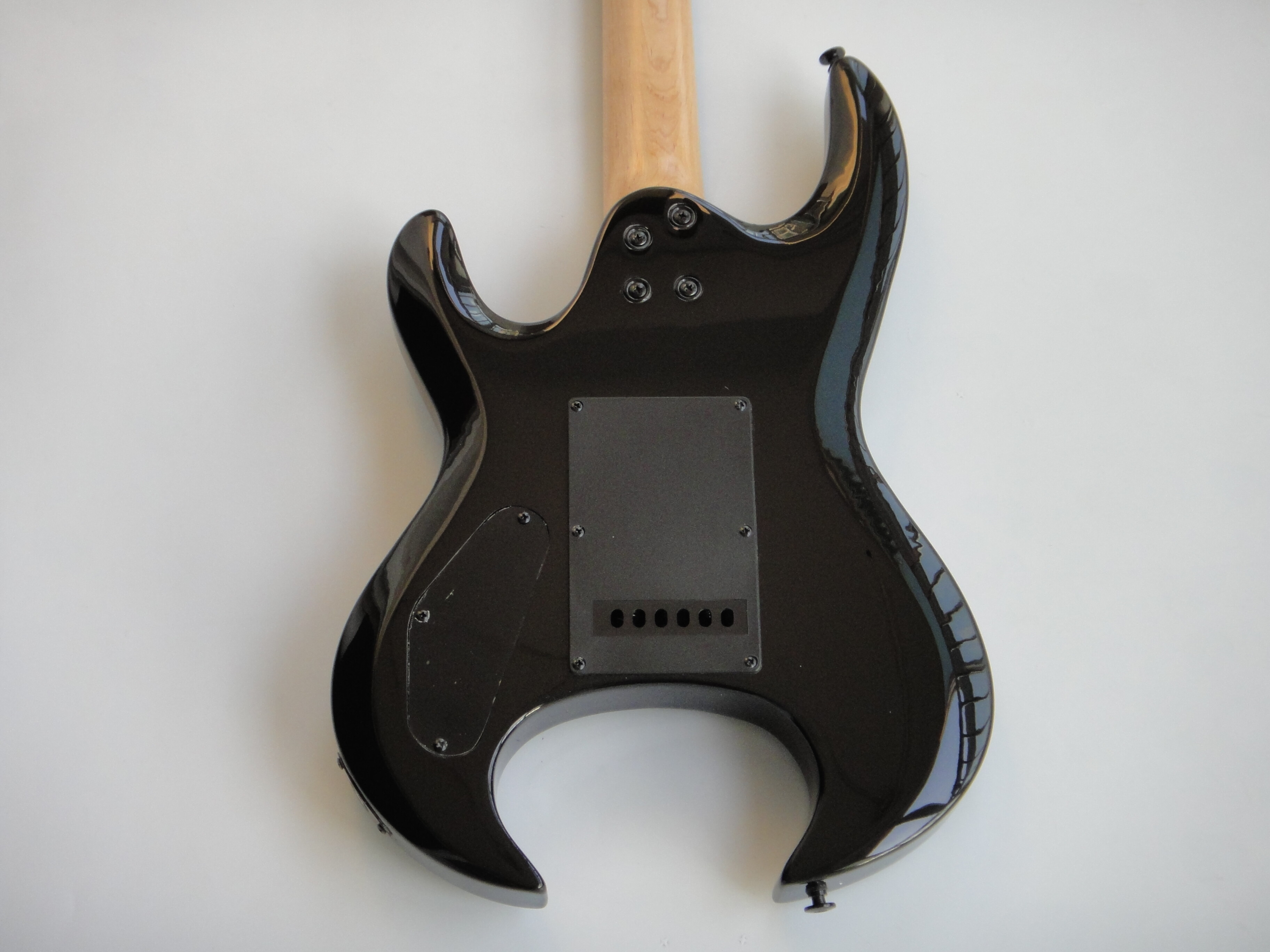 Afanti Customized Hsh Vintage Synchronized Tremolo 6 String Headless Electric Guitar