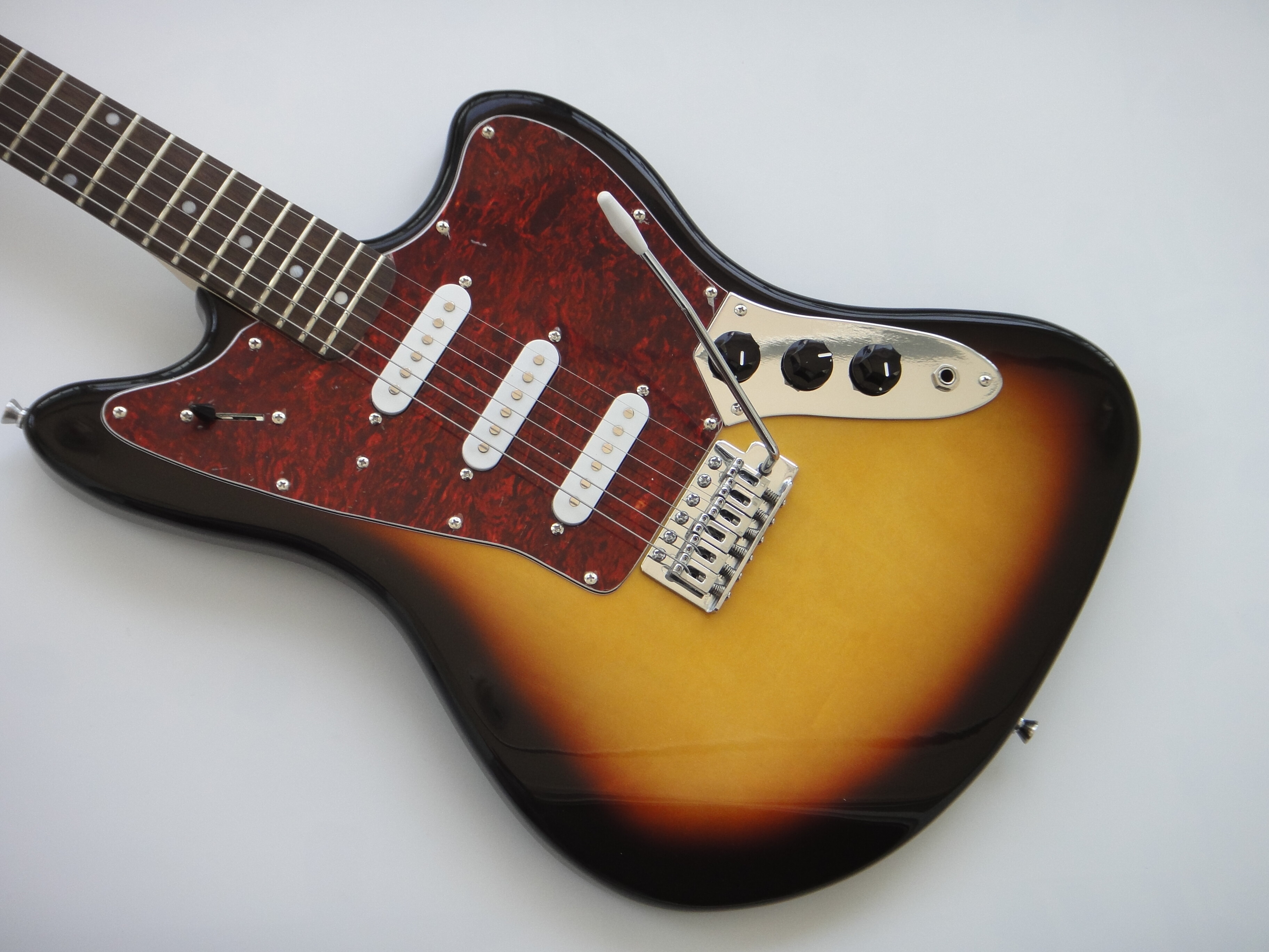 Afanti Customized SSS Tremolo Bridge Rosewood Fingerboard Sunburst Electric Guitar