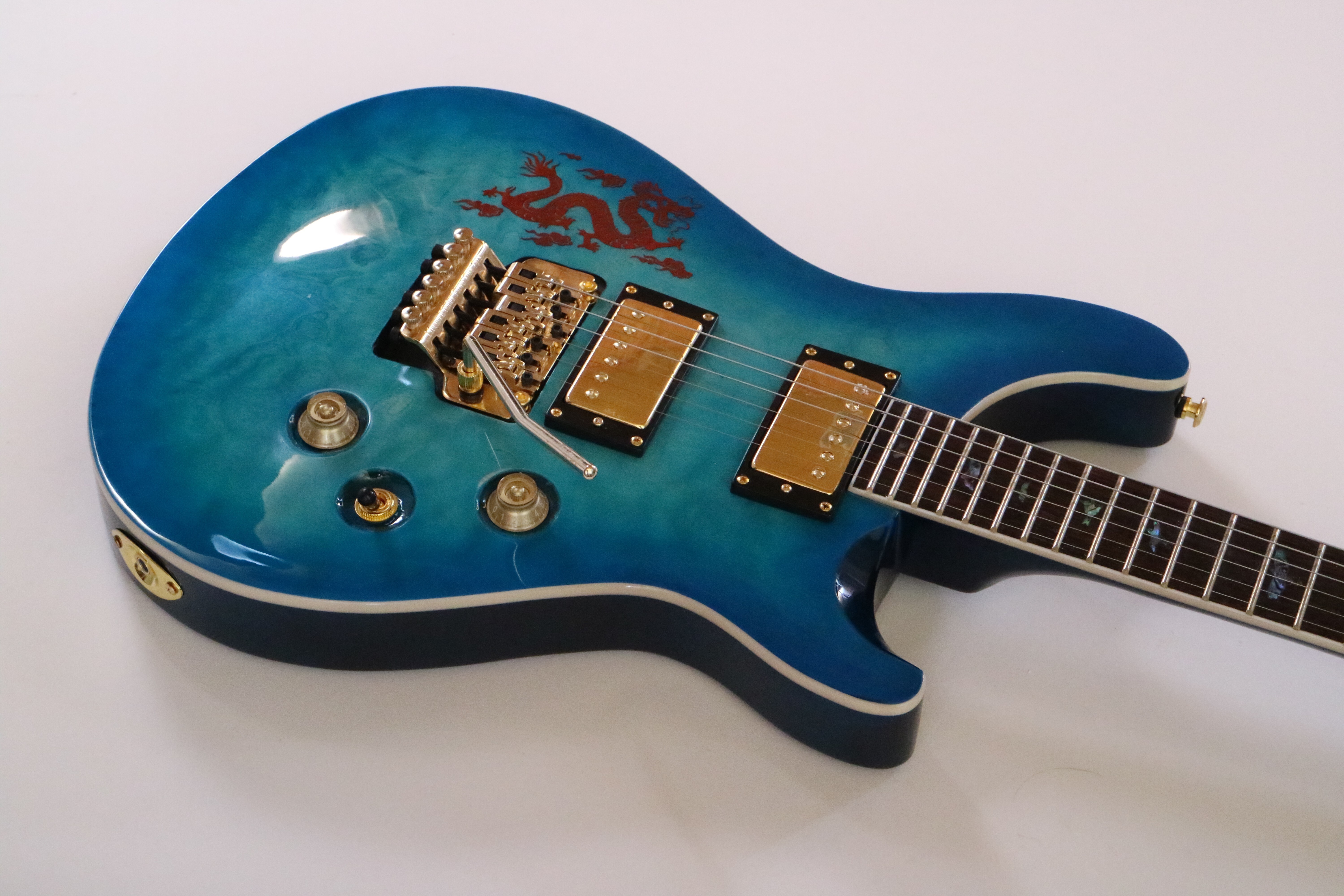 Afanti Mahogany Body with Quilted Maple Veneer Pr Style Electric Guitar