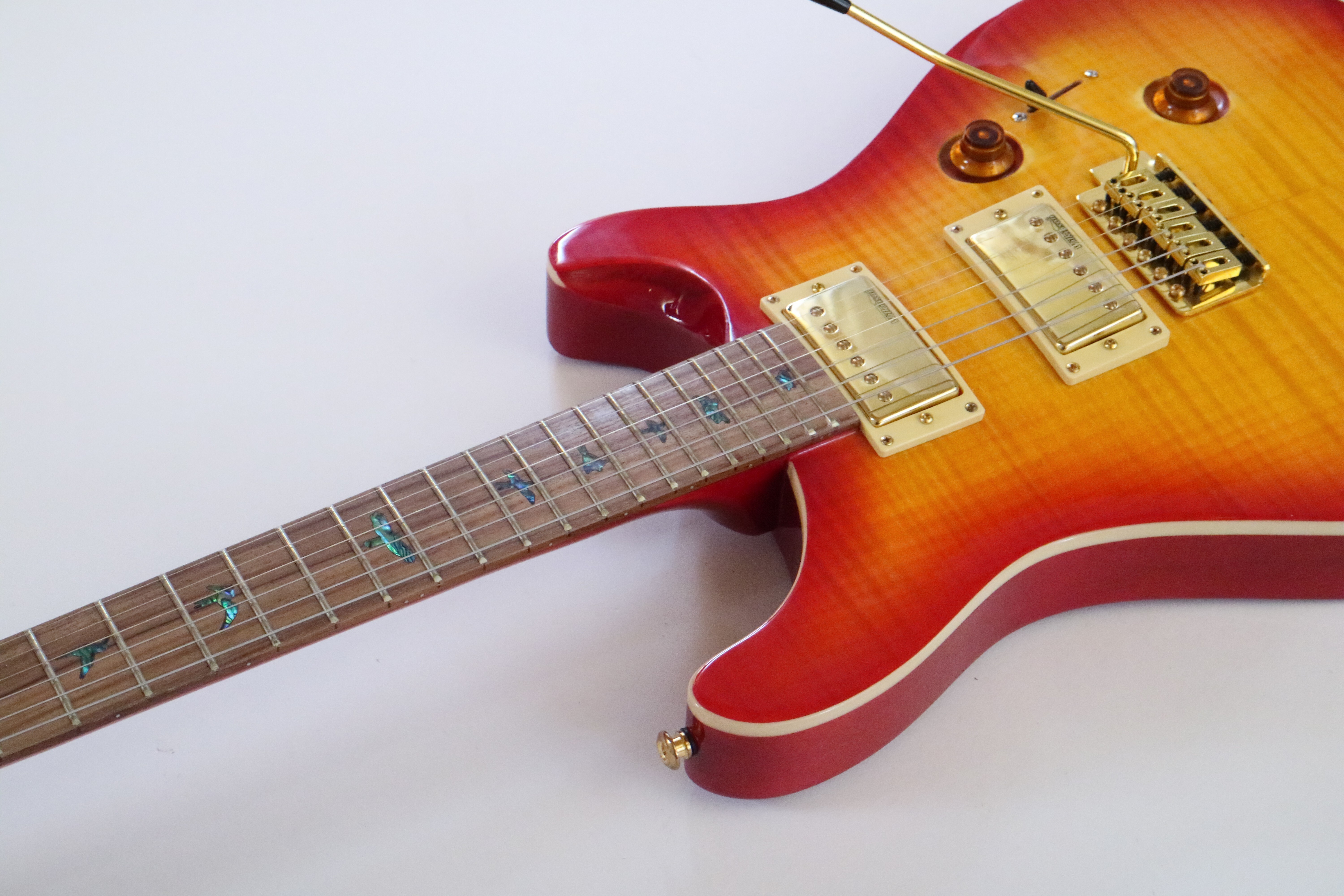 Afanti Mahogany Body with Flamed Maple Veneer Pr Style Electric Guitar