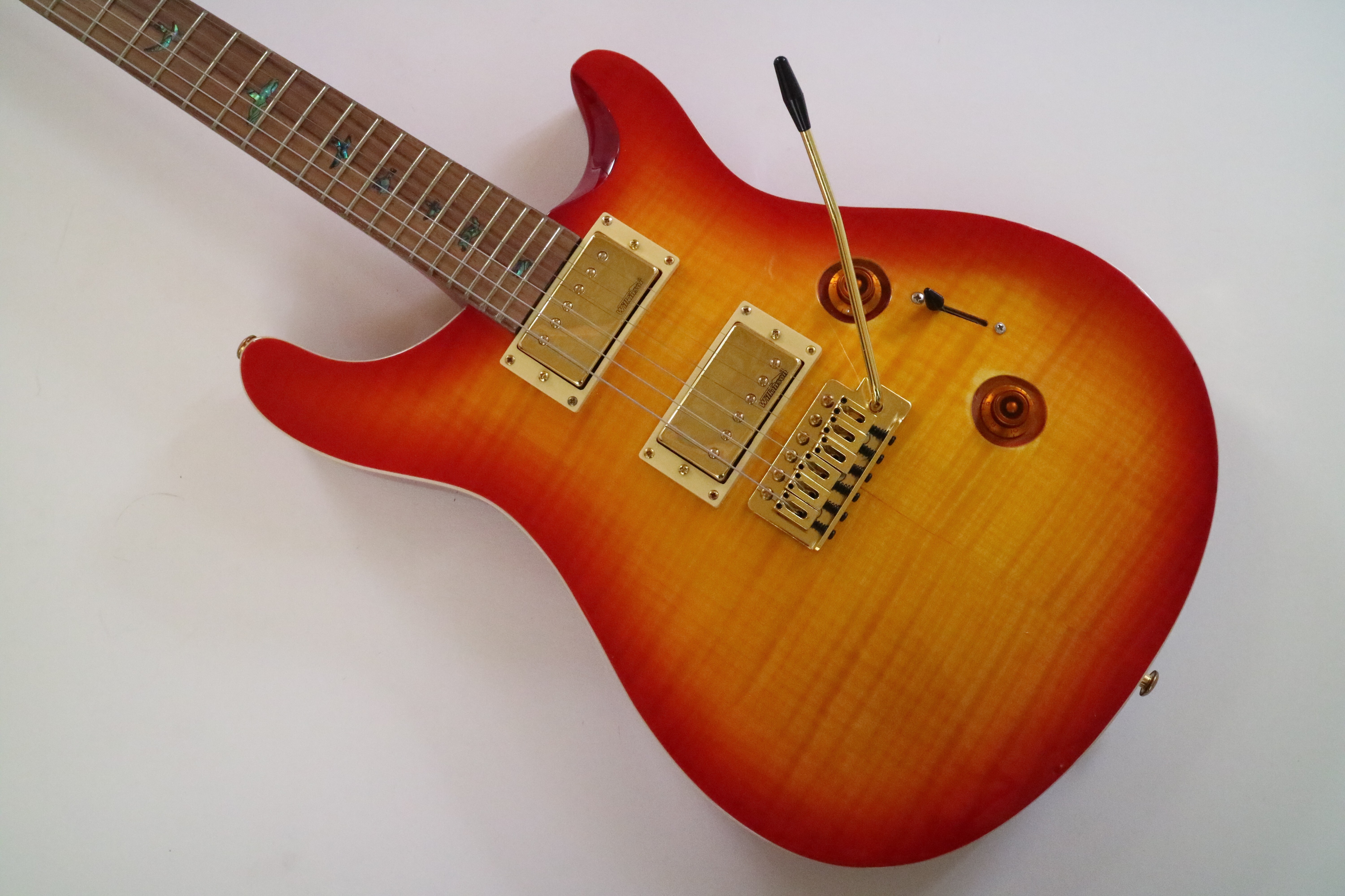 Afanti Mahogany Body with Flamed Maple Veneer Pr Style Electric Guitar