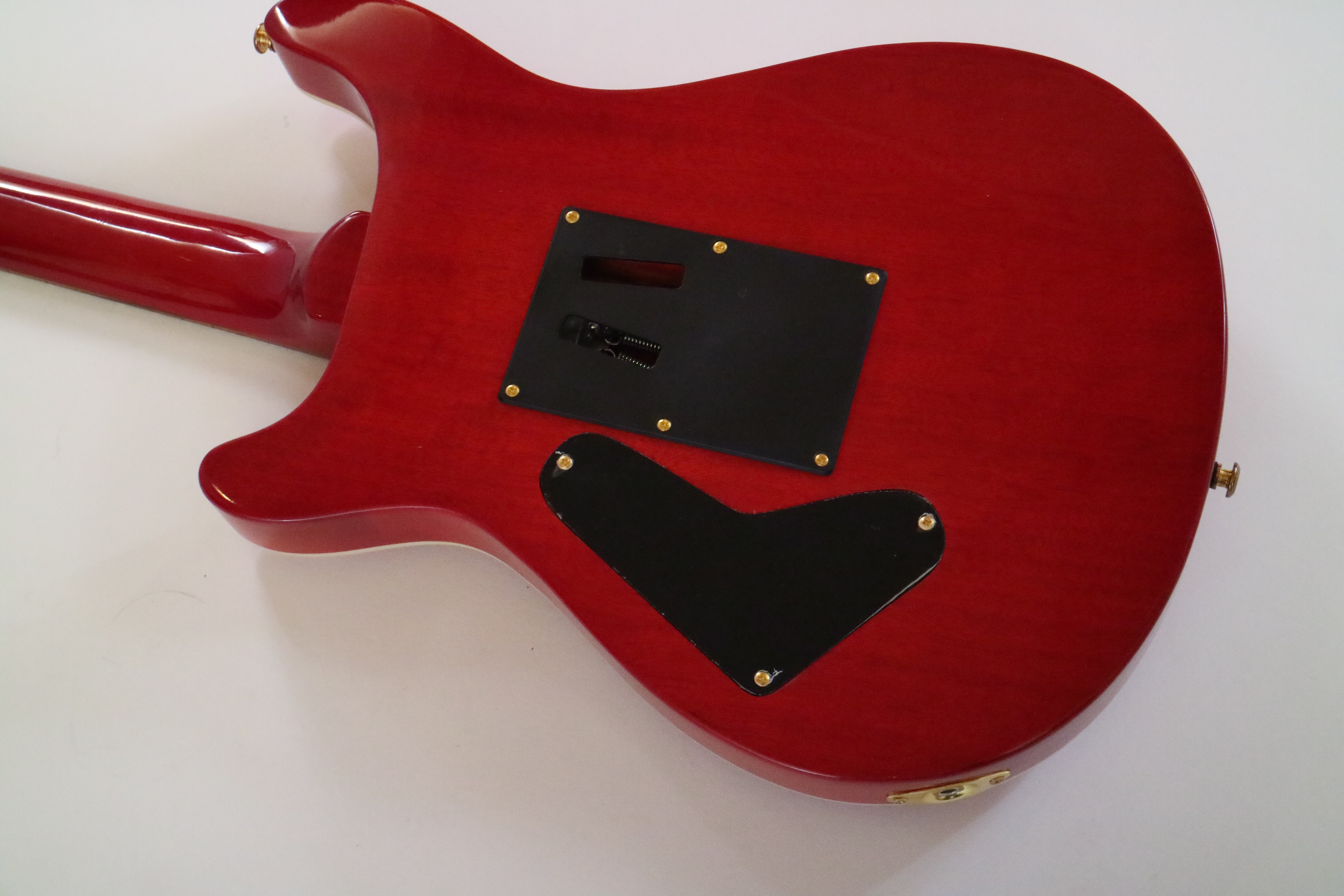 Afanti Mahogany Body with Flamed Maple Veneer Pr Style Electric Guitar