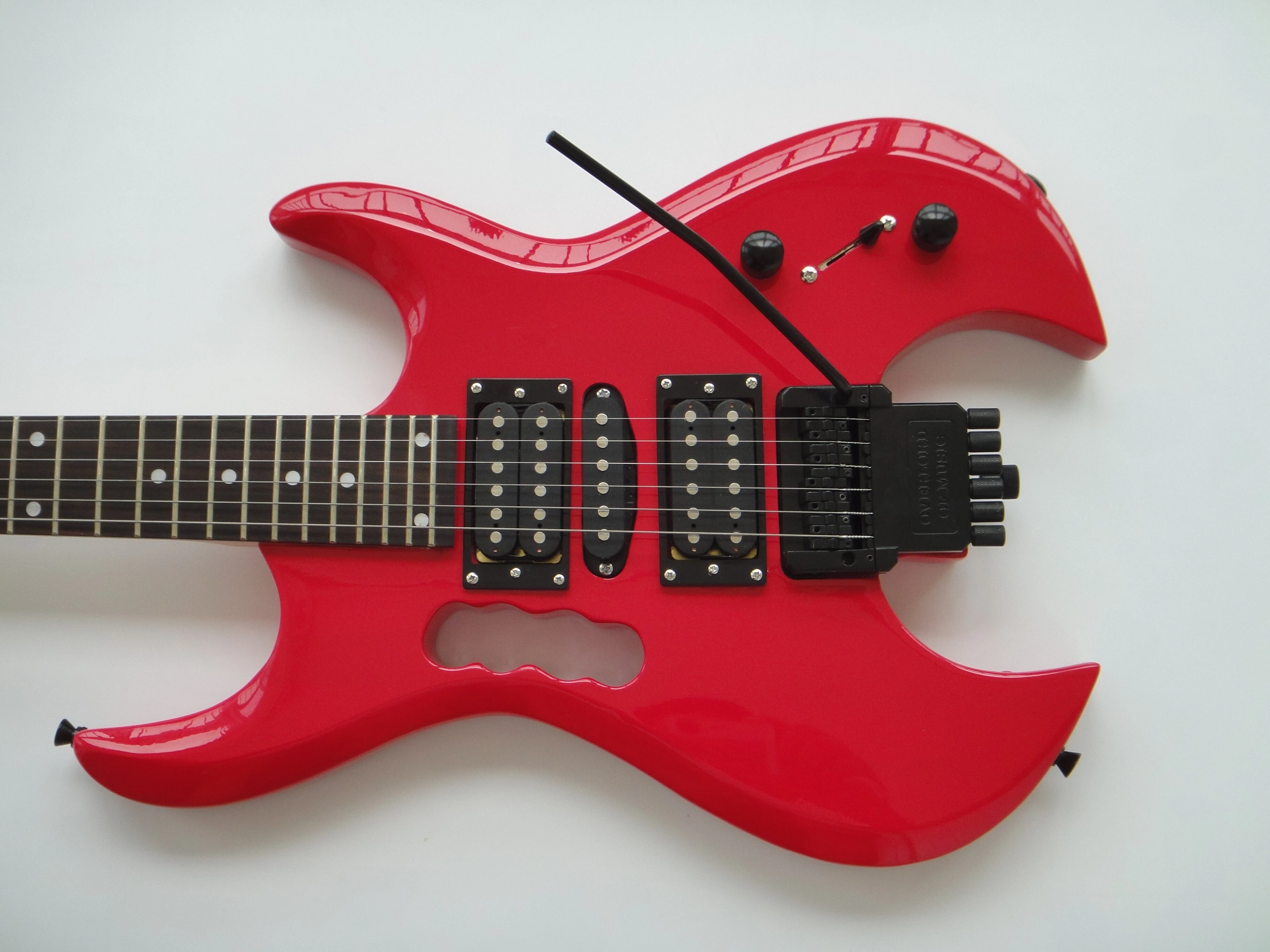 Afanti Customized Headless Hsh Double Locking 6 String Red Color Electric Guitar