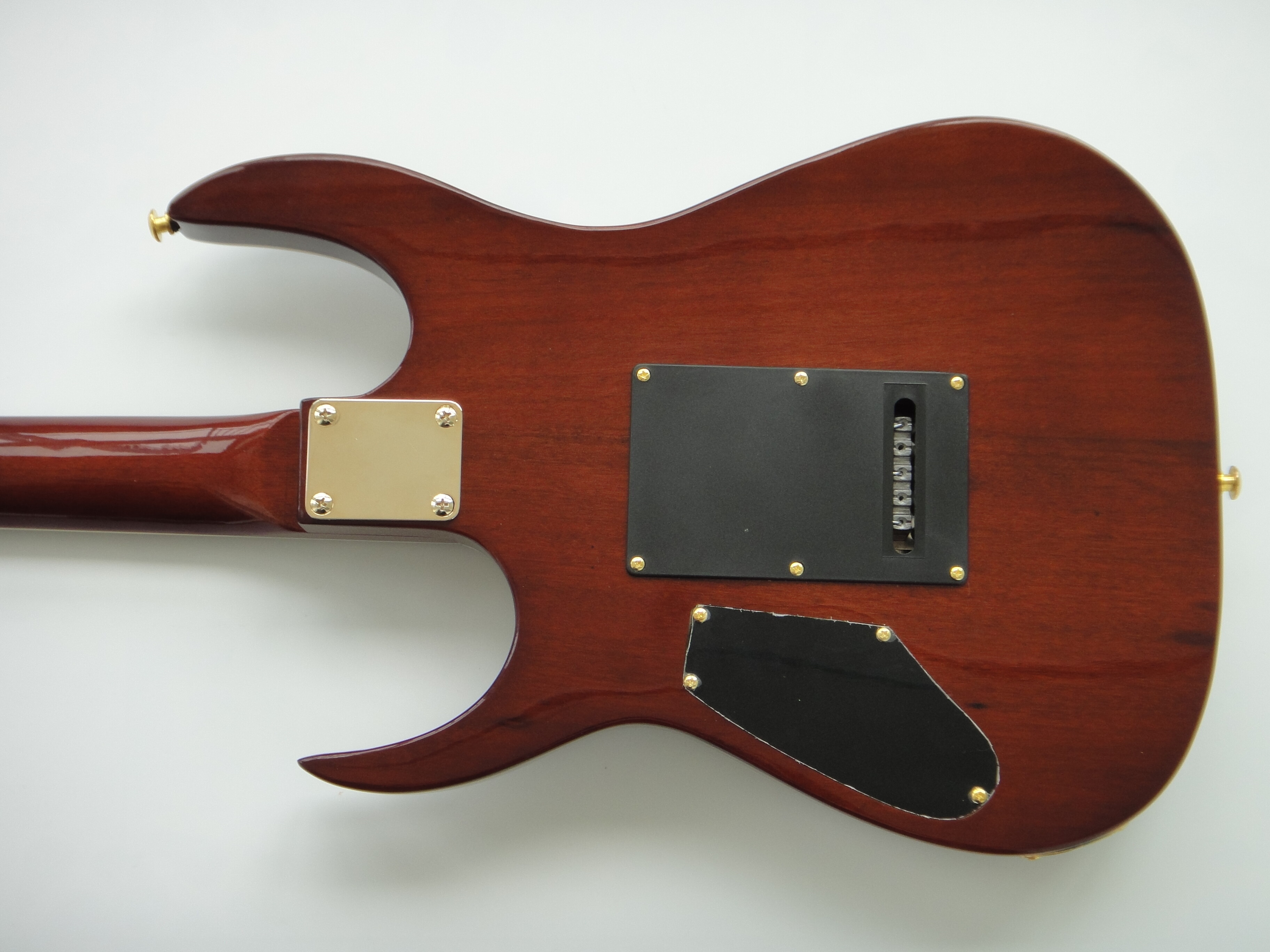 Afanti Mahogany Body with Brown Quilted Maple Veneer Electric Guitar