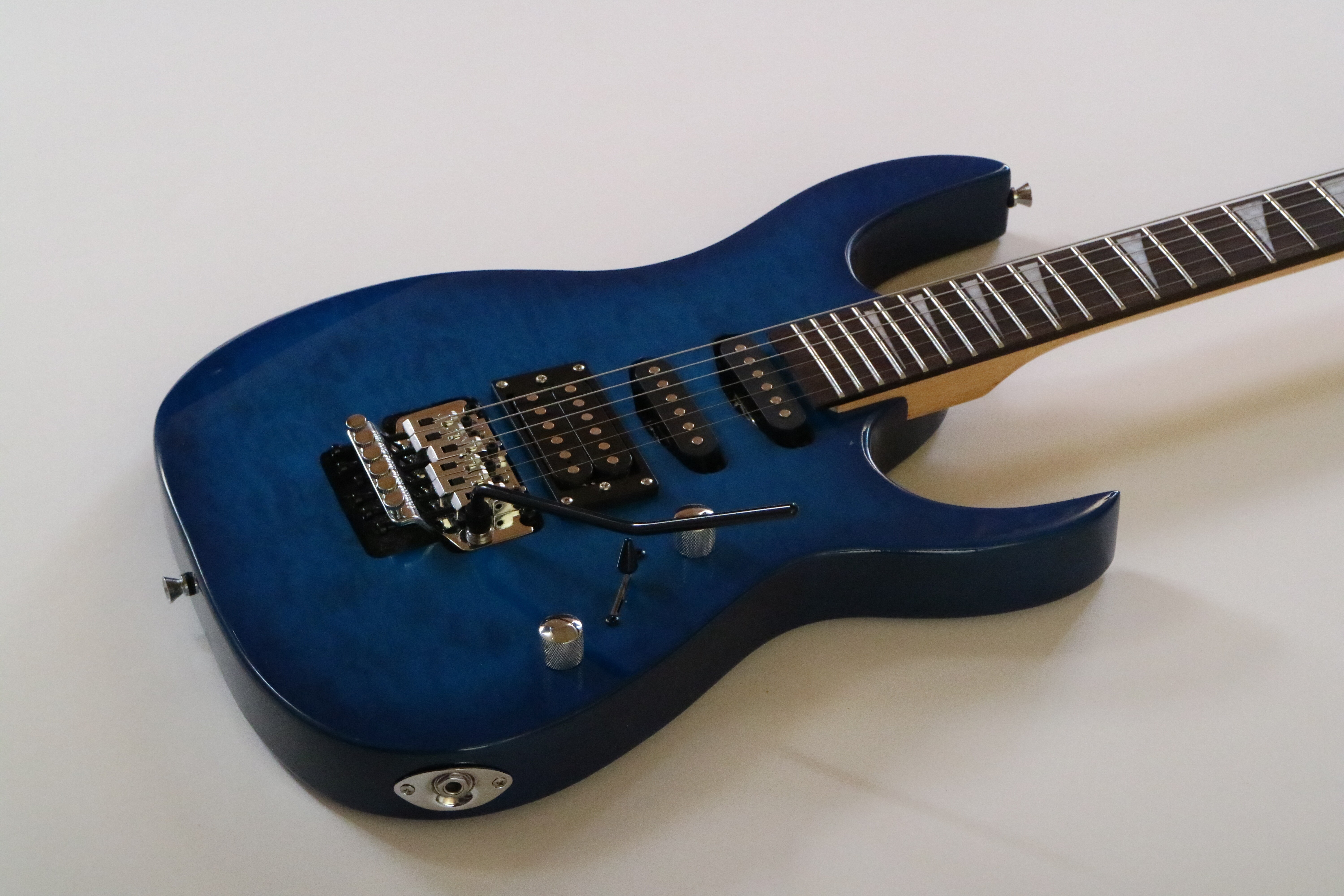 Afanti Customized SSH pickup maple neck 6 string Blue electric guitar