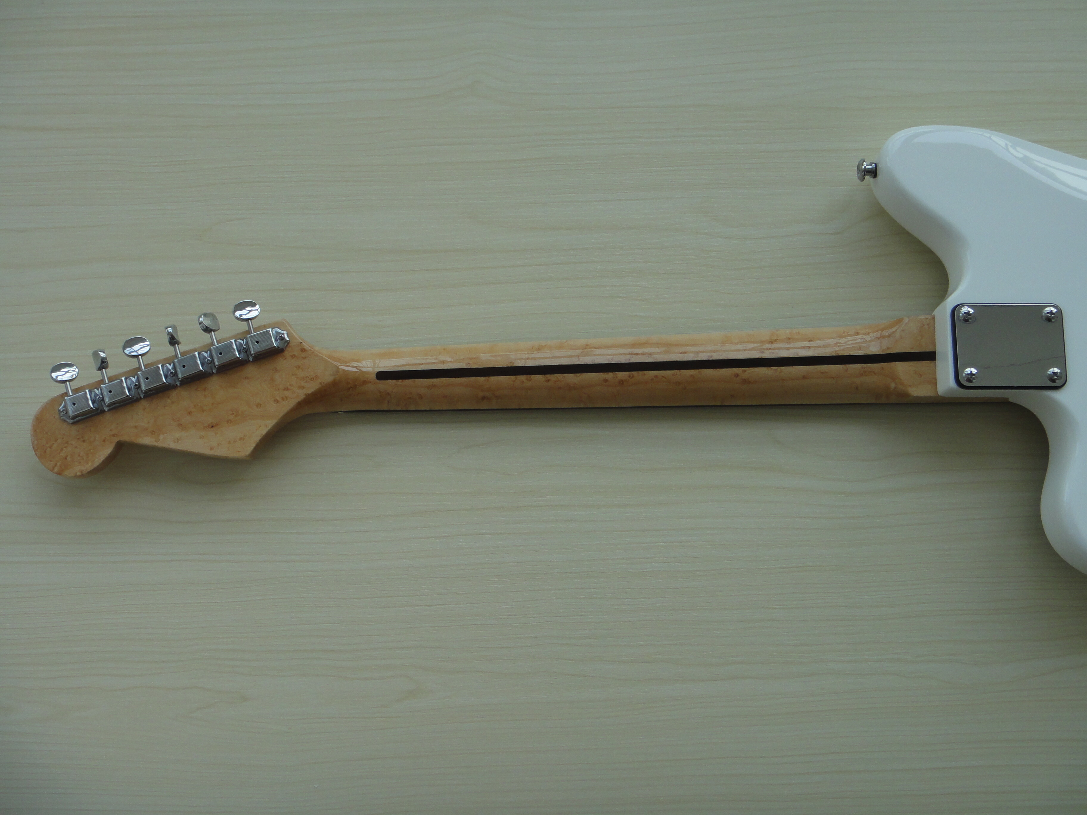 Afanti Customized Birds Eye Maple Neck P90 Pickup Right Handed Electric Guitar