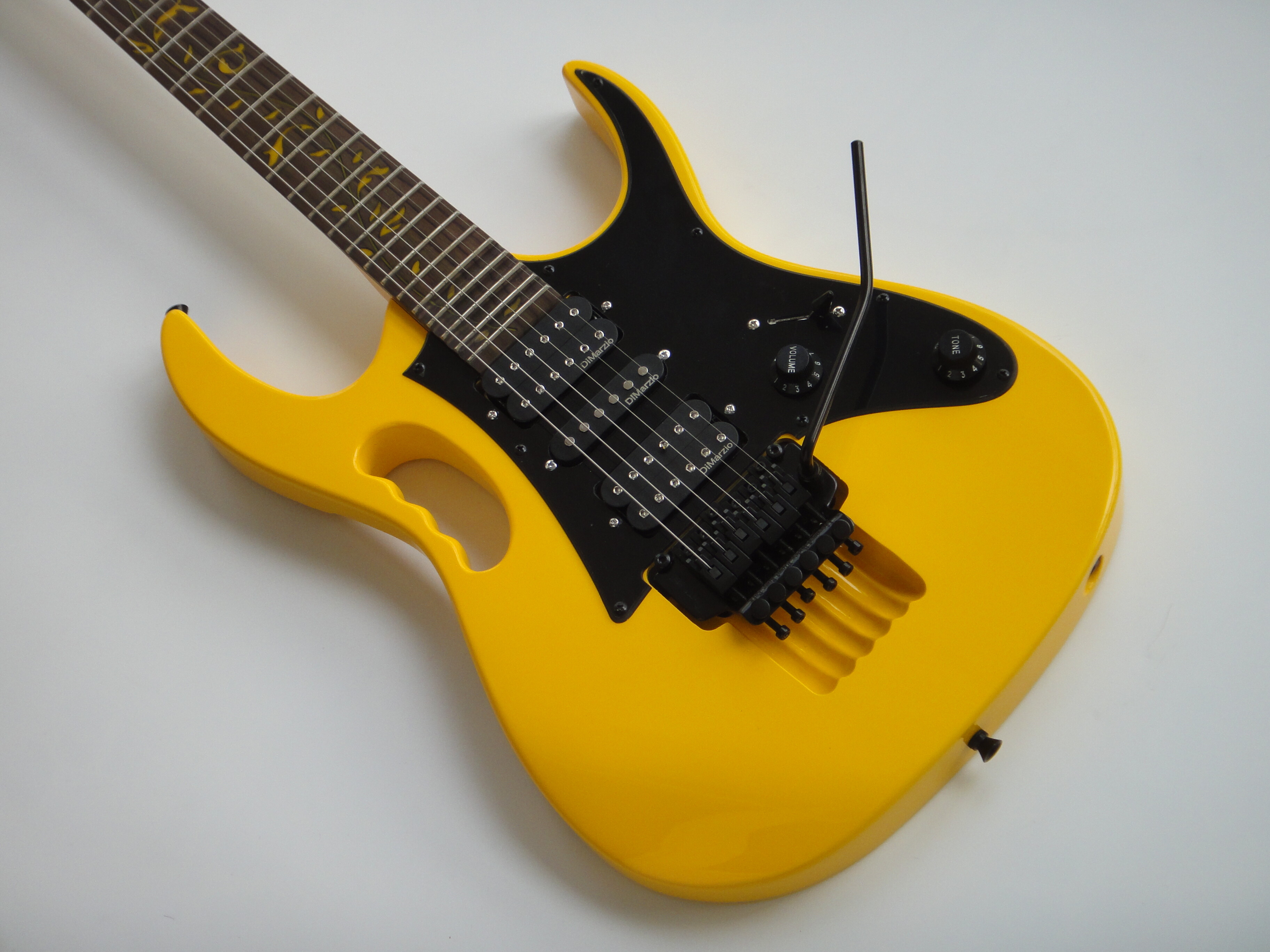 Afanti Customized Basswood Body Bolt on Neck Electric Guitar