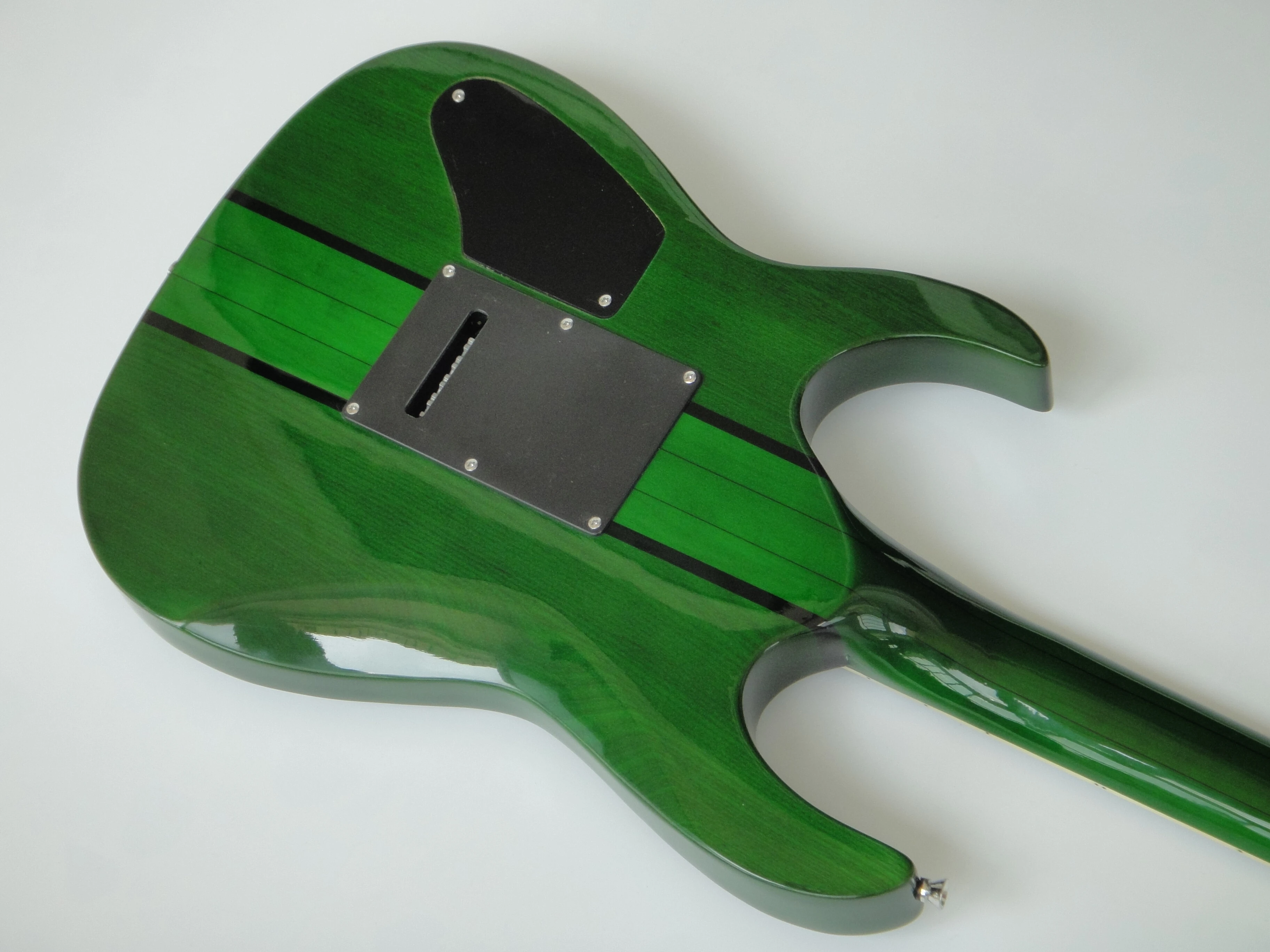 Afanti Customized Neck Through Basswood Body 6 String Electric Guitar
