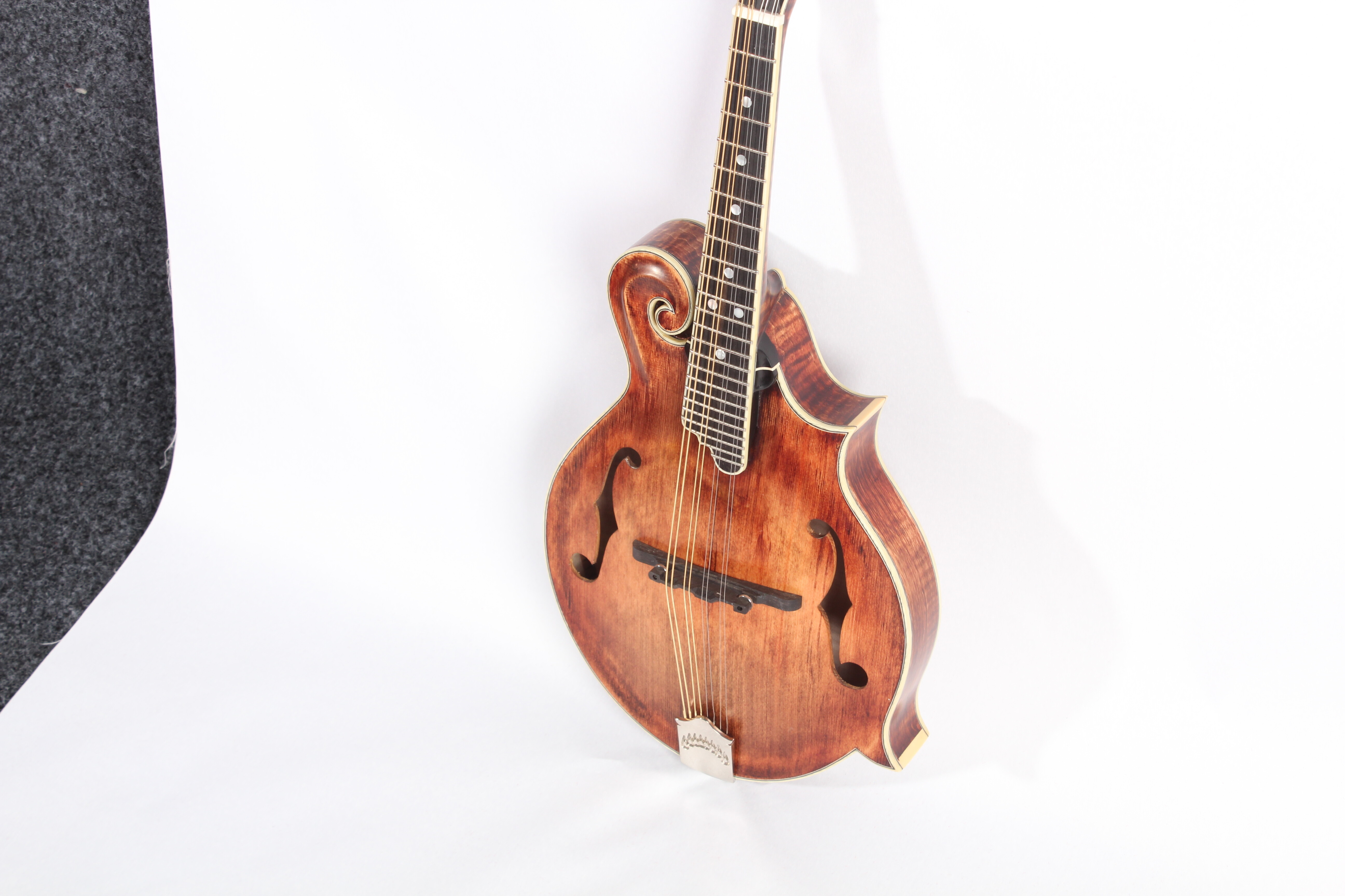 Afanti All Solid Wood One Piece Flamed Maple Back Mandolin Musical Instruments