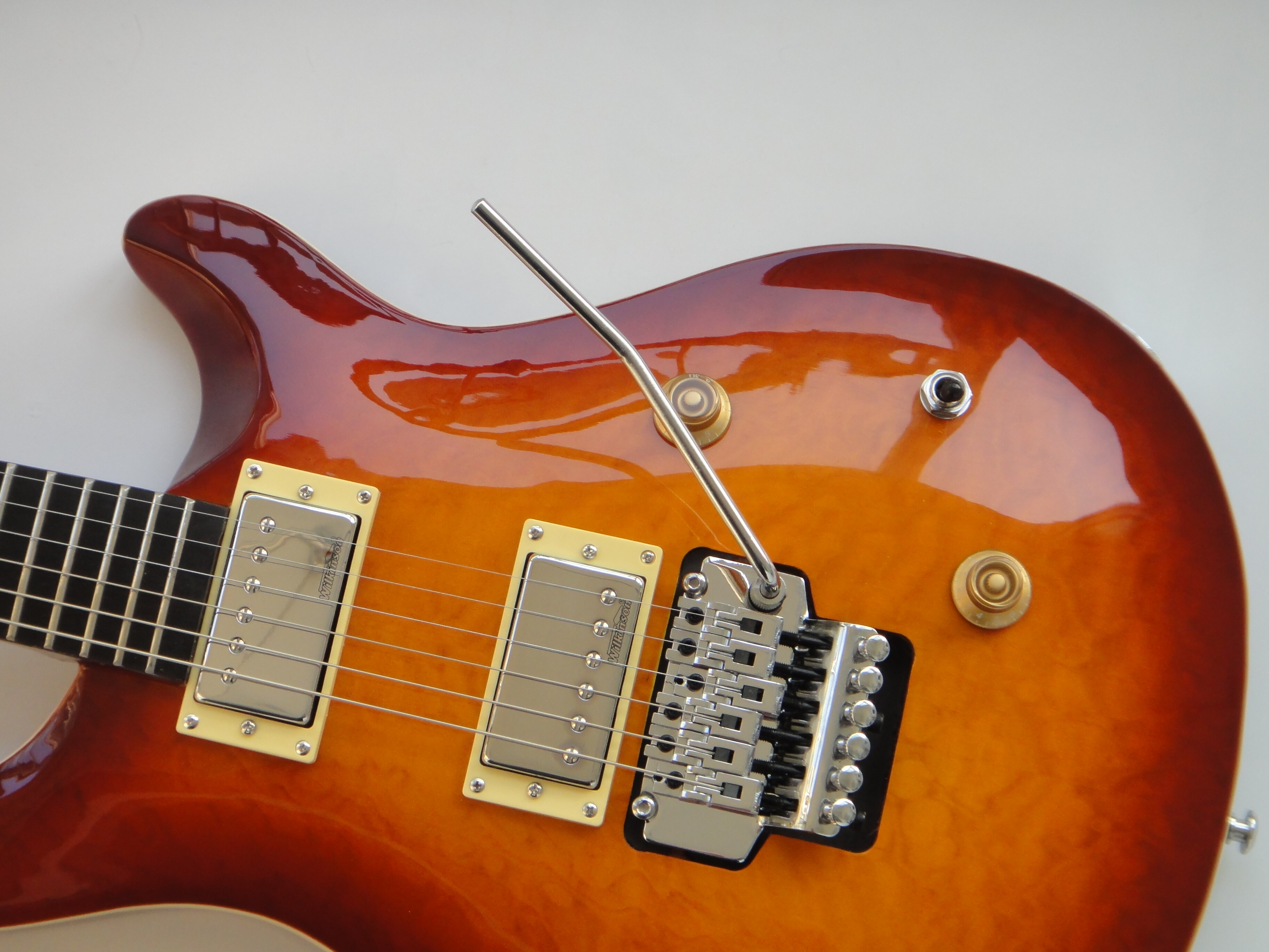 Afanti 22 Frets Basswood with Quilted Maple Veneer Body Electric Guitar