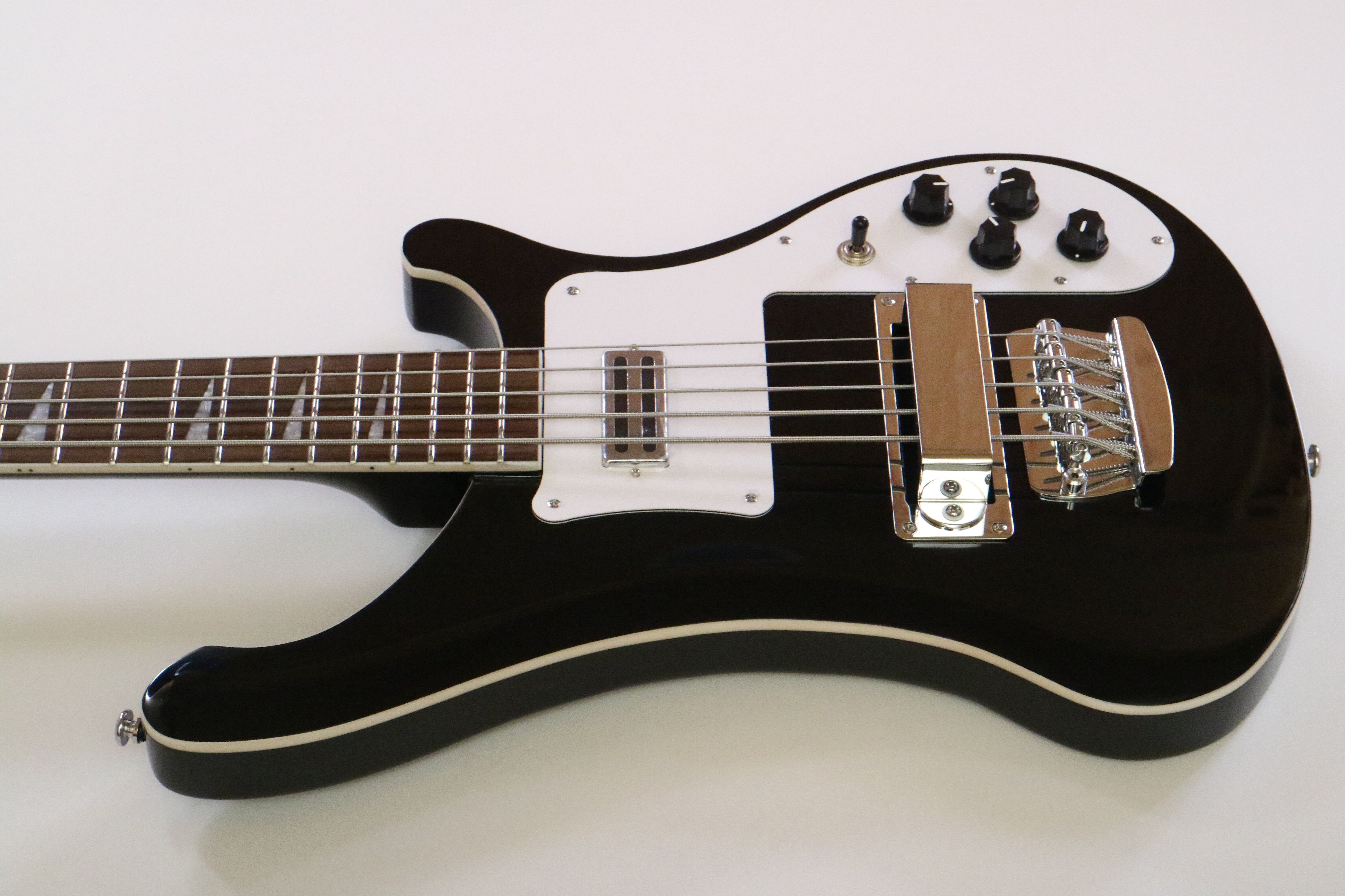 Afanti 22 Frets Set In 5 Strings Mahogany Body Electric Bass Guitar