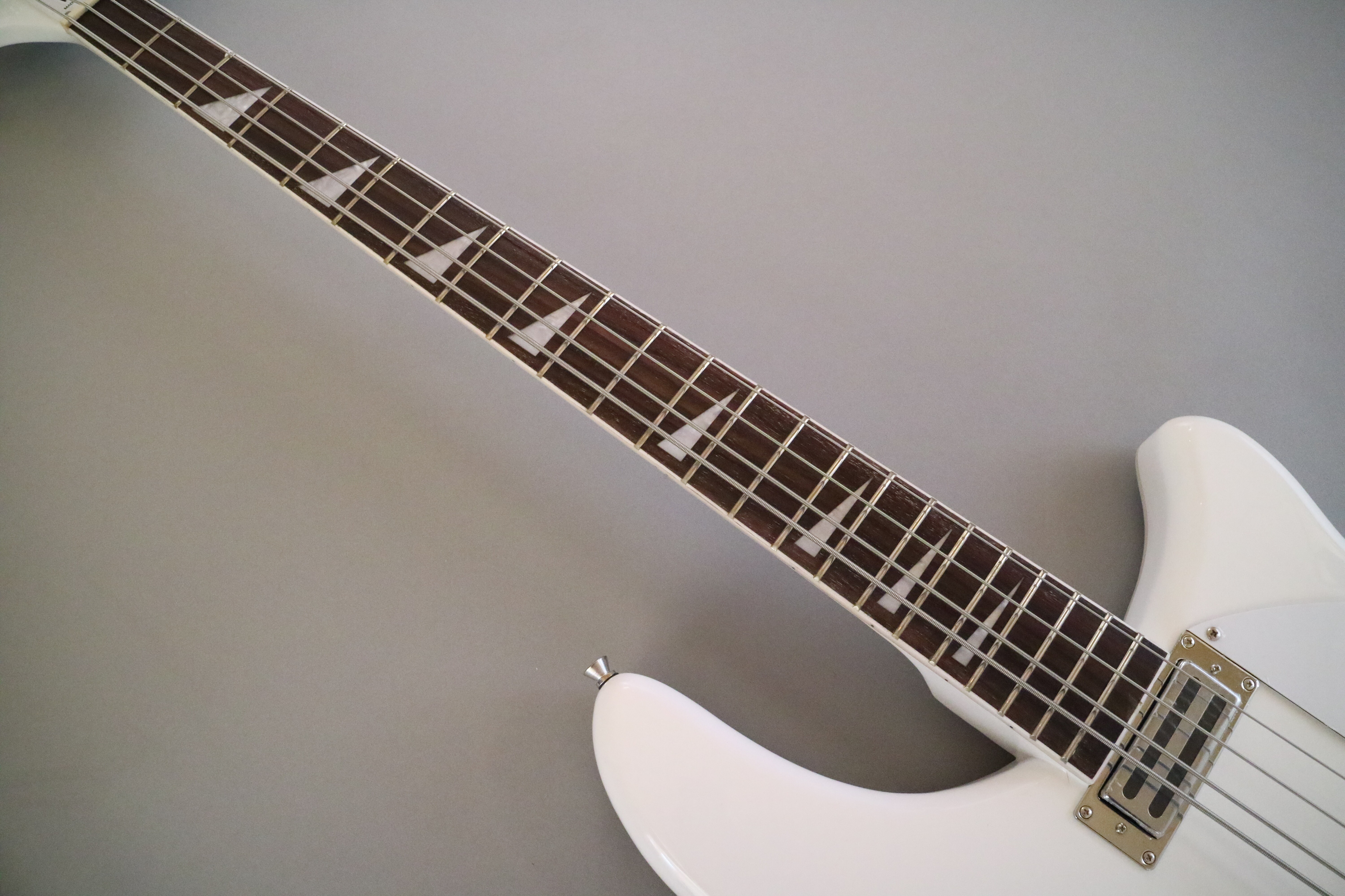 Afanti Rosewood Fingerboard 4 Strings Electric Bass Guitar