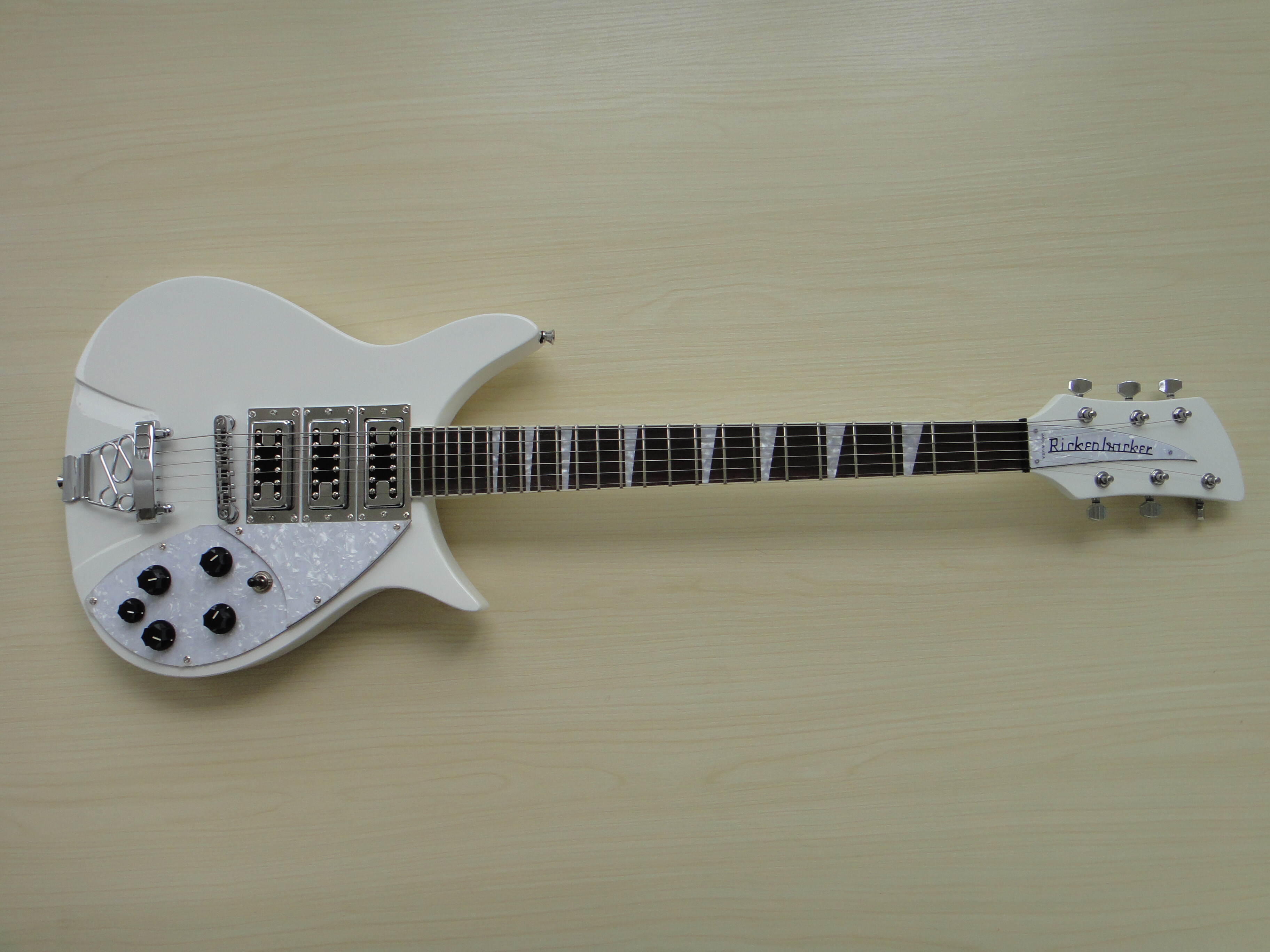 Afanti Mahogany Neck Set In Electric Guitar