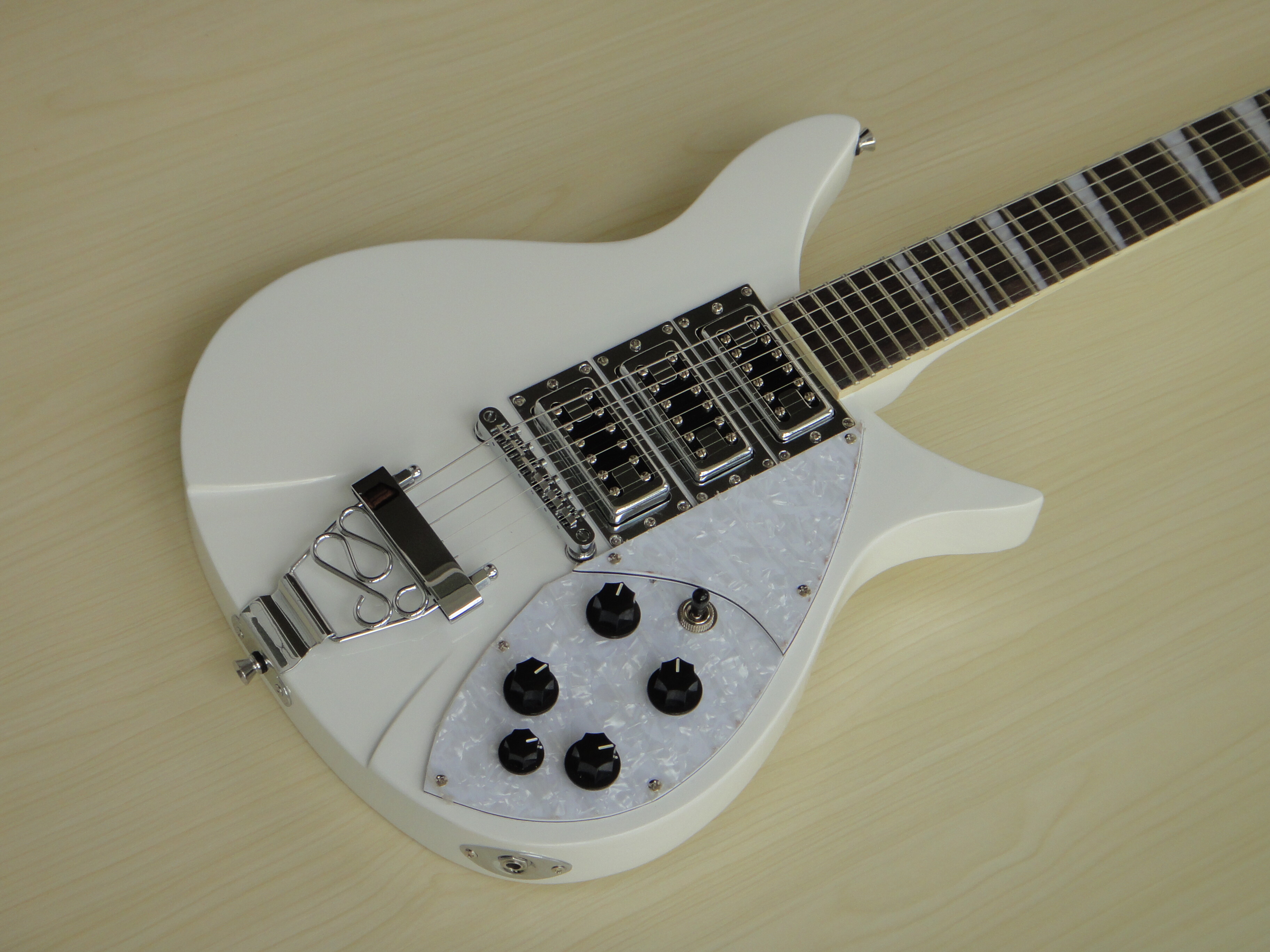 Afanti Mahogany Neck Set In Electric Guitar