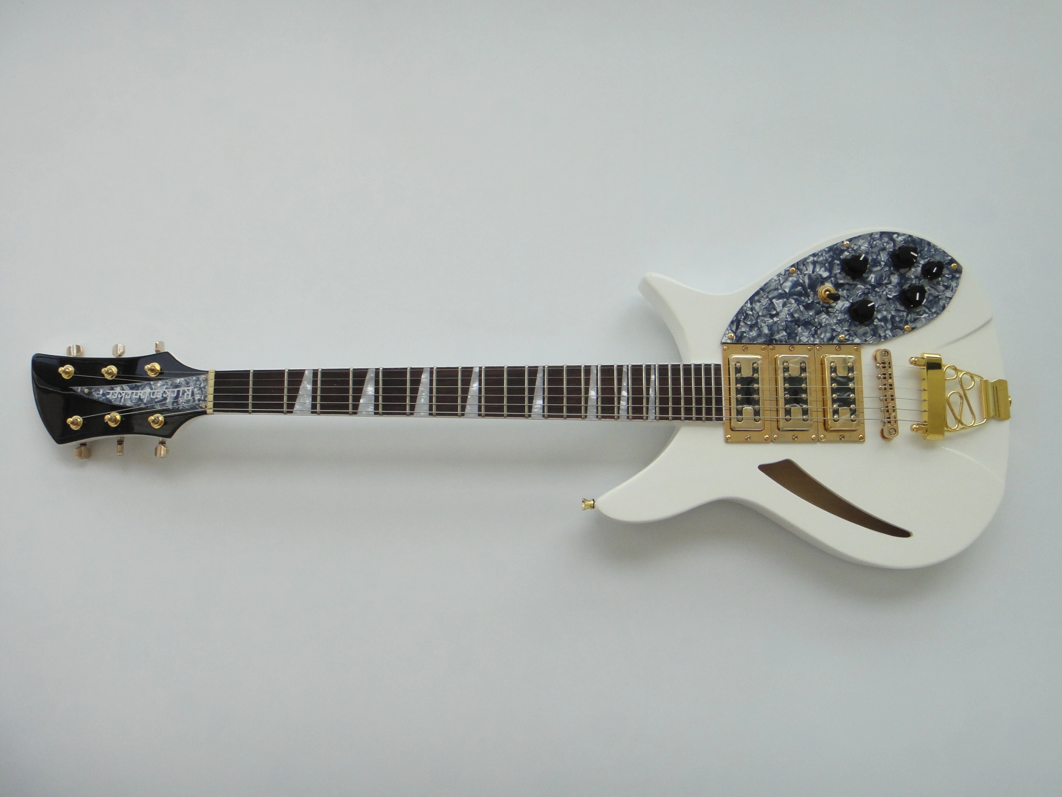 Afanti Mahogany Body Mahogany Neck Electric Guitar
