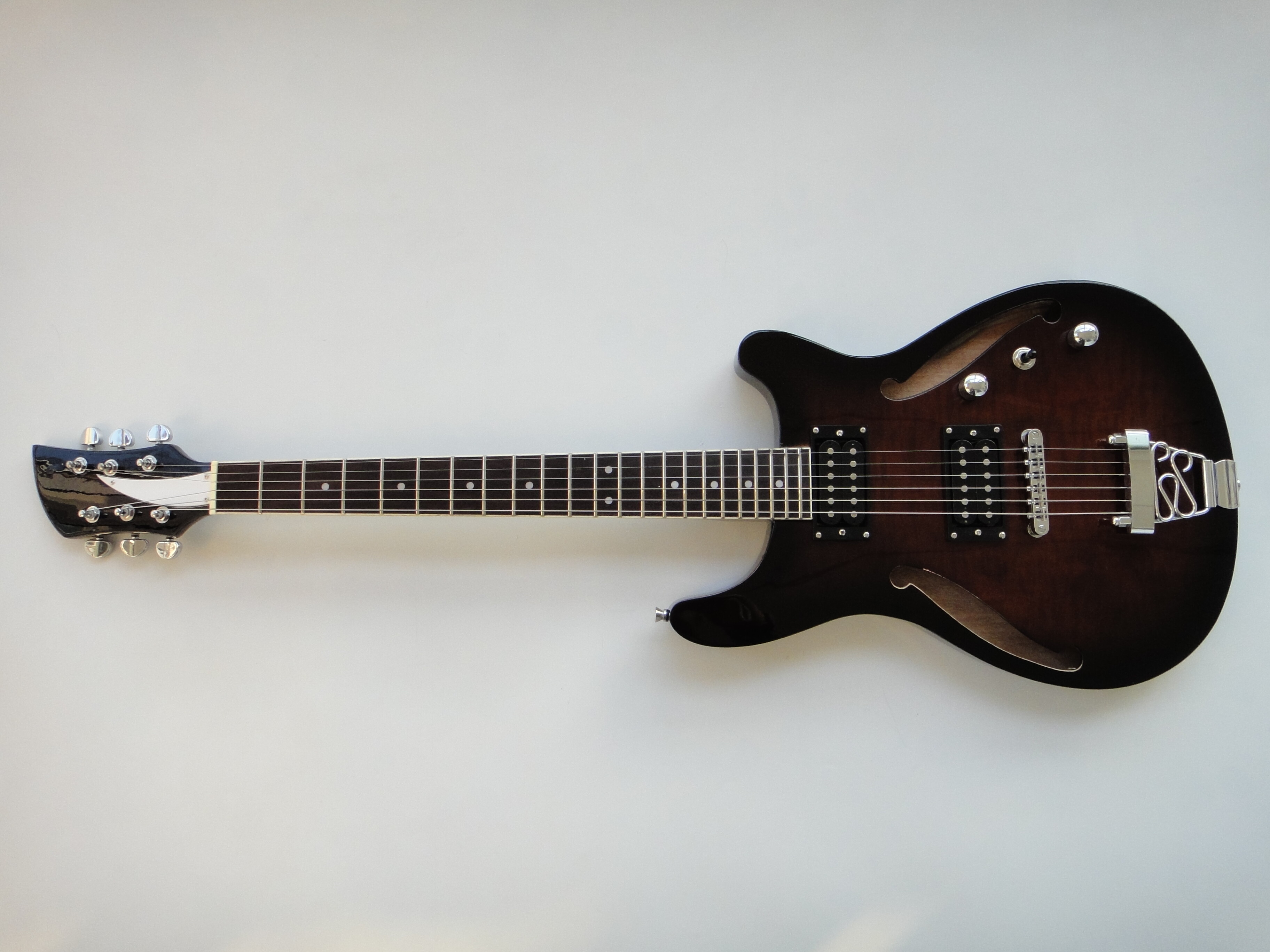 Afanti Customized Mahogany Body Electric Guitar