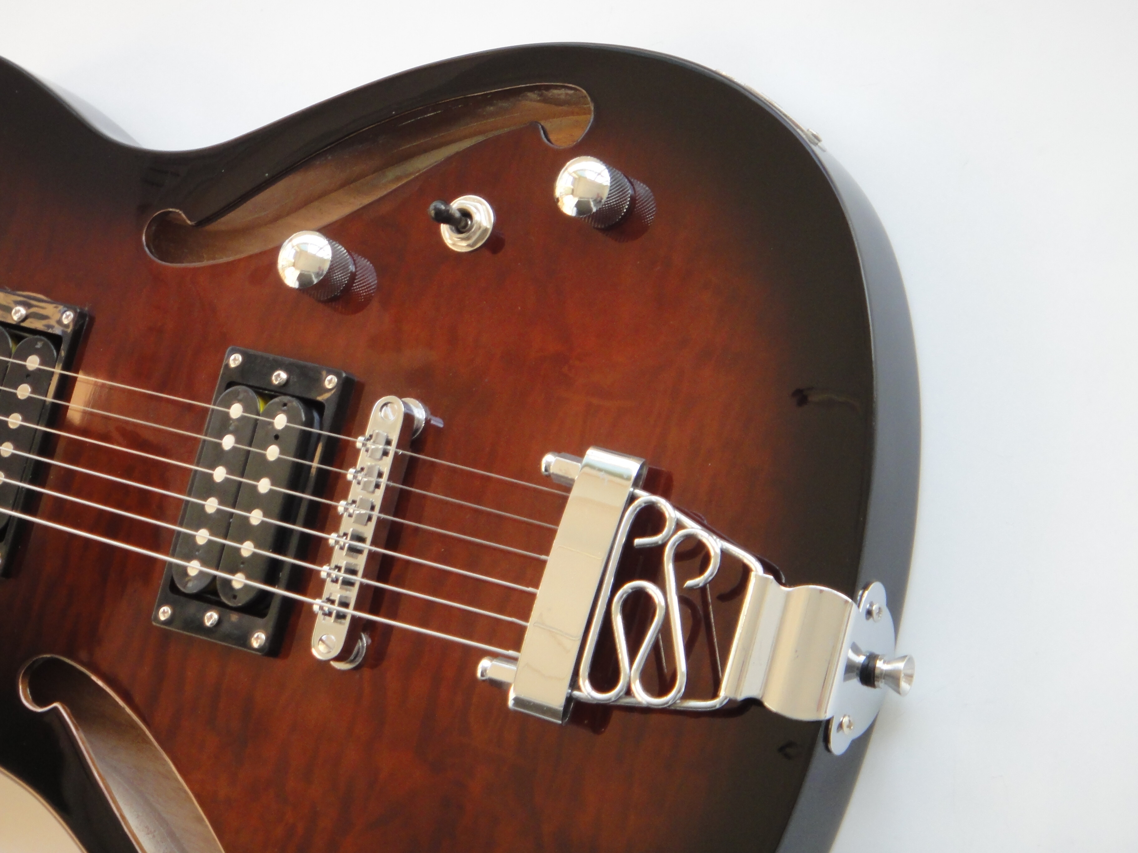 Afanti Customized Mahogany Body Electric Guitar