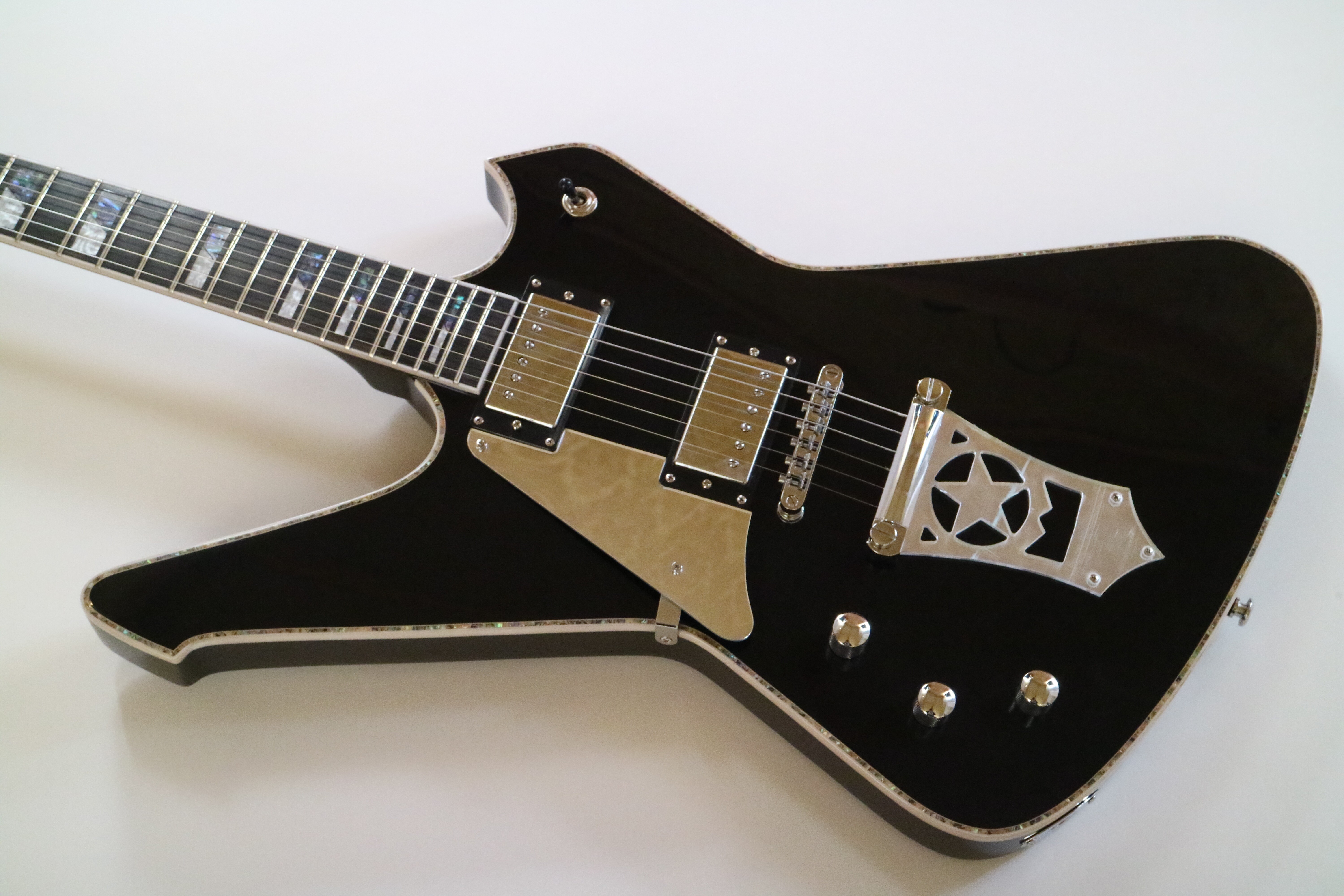 Afanti HH Pickups Basswood Body Electric Bass Guitar