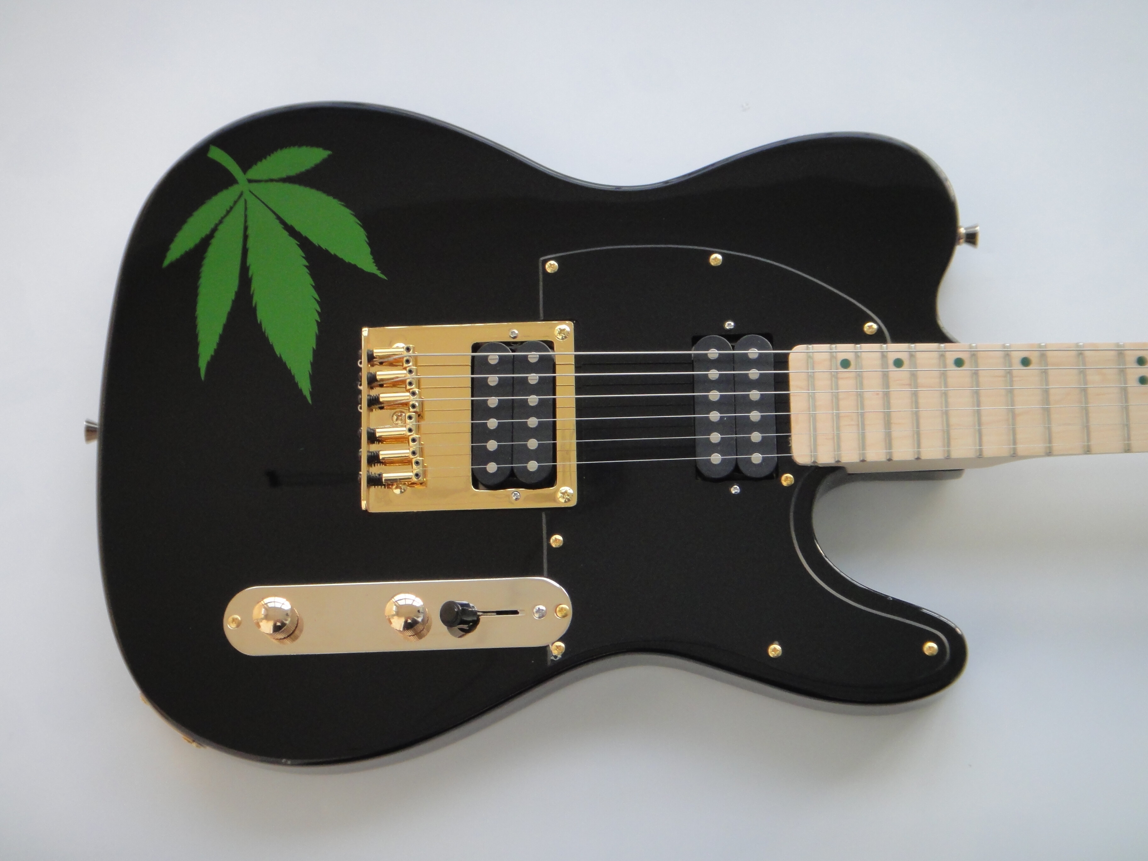 Afanti Bolt On Mahogany Body Maple Neck Electric Guitar