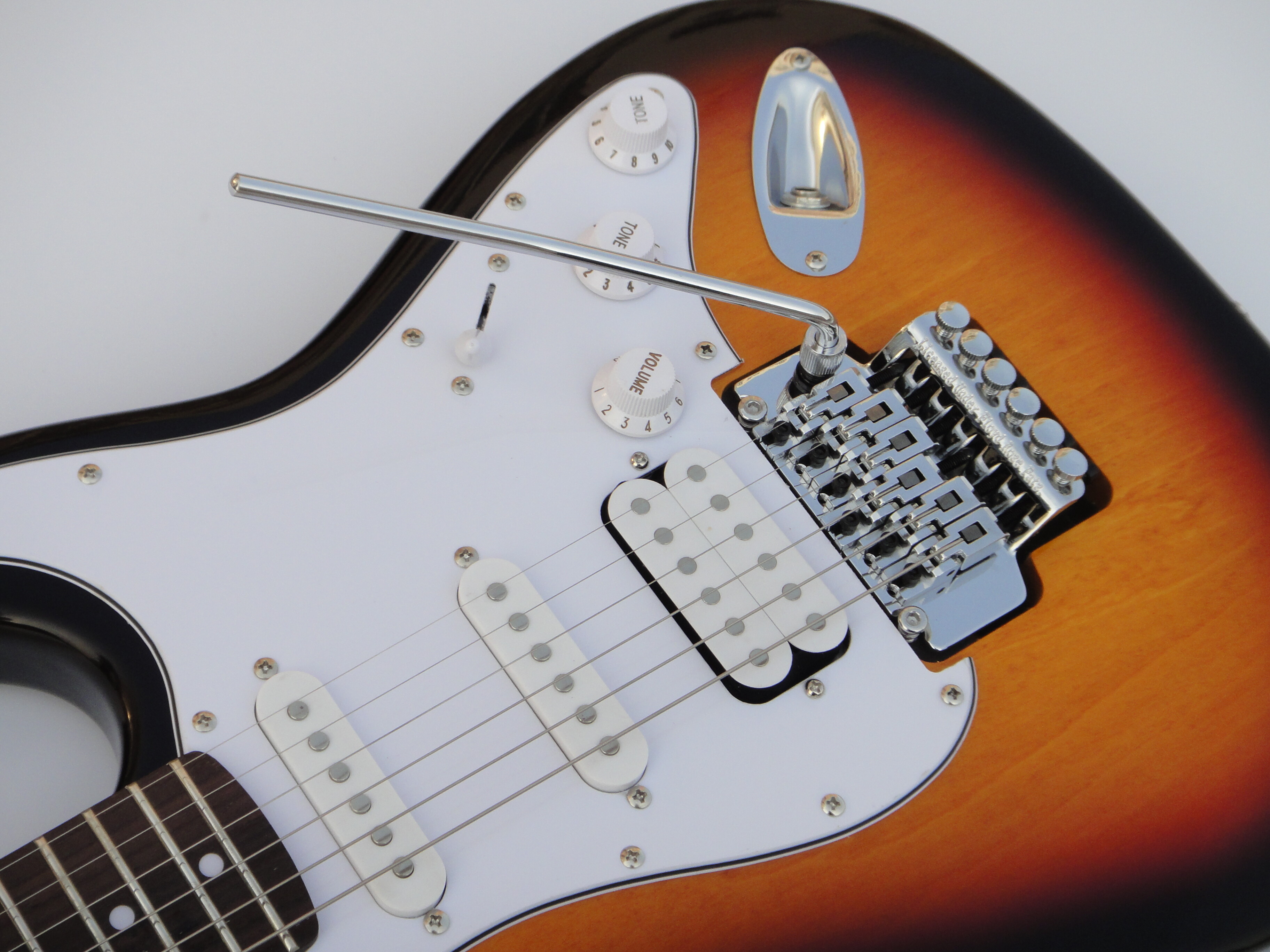 Afanti Customized Bolt On Maple Neck Electric Guitar