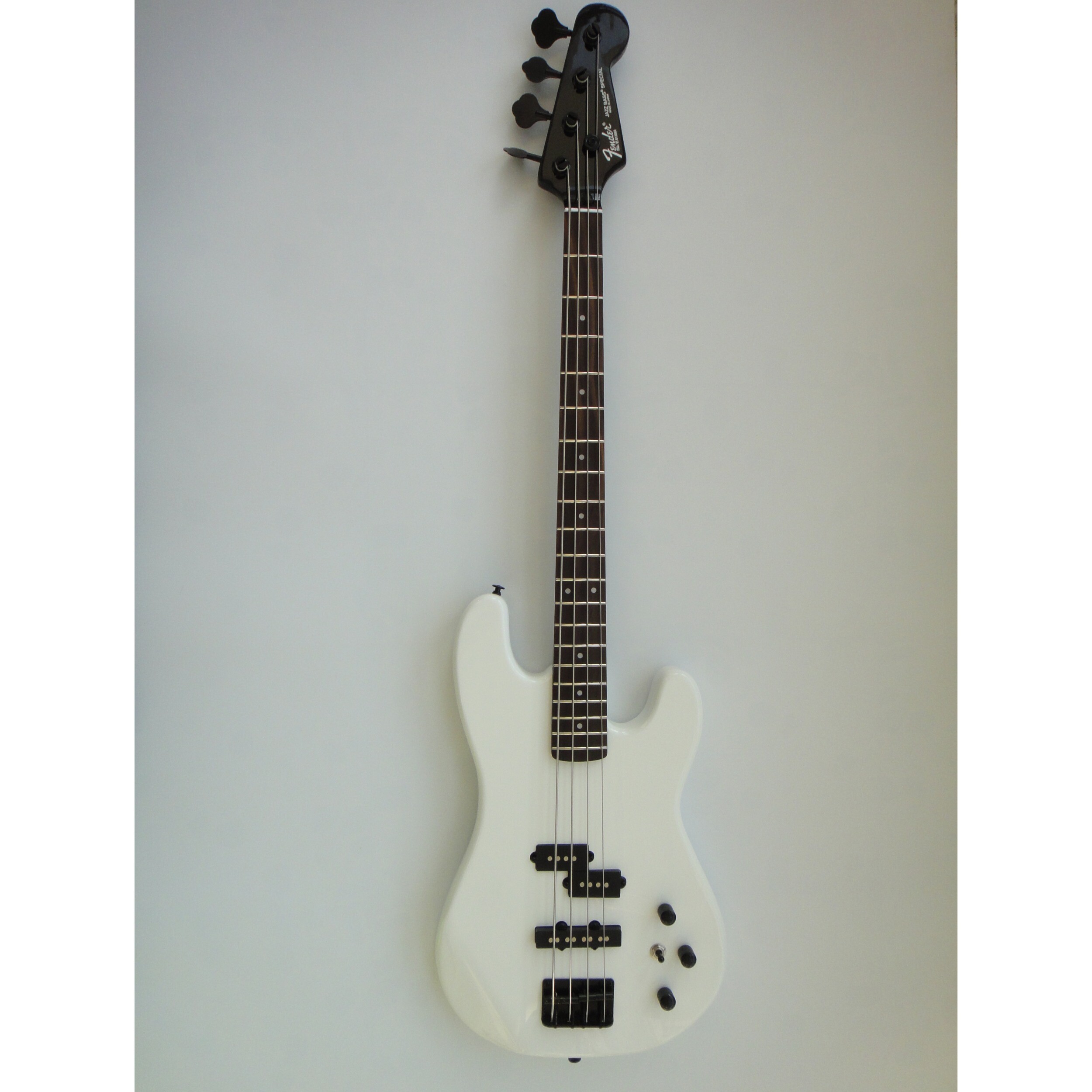 Afanti 4 Strings Bolt On Mahogany Neck Electric Bass Guitar Afanti 4 Strings Bolt On Mahogany Neck Electric Bass Guitar