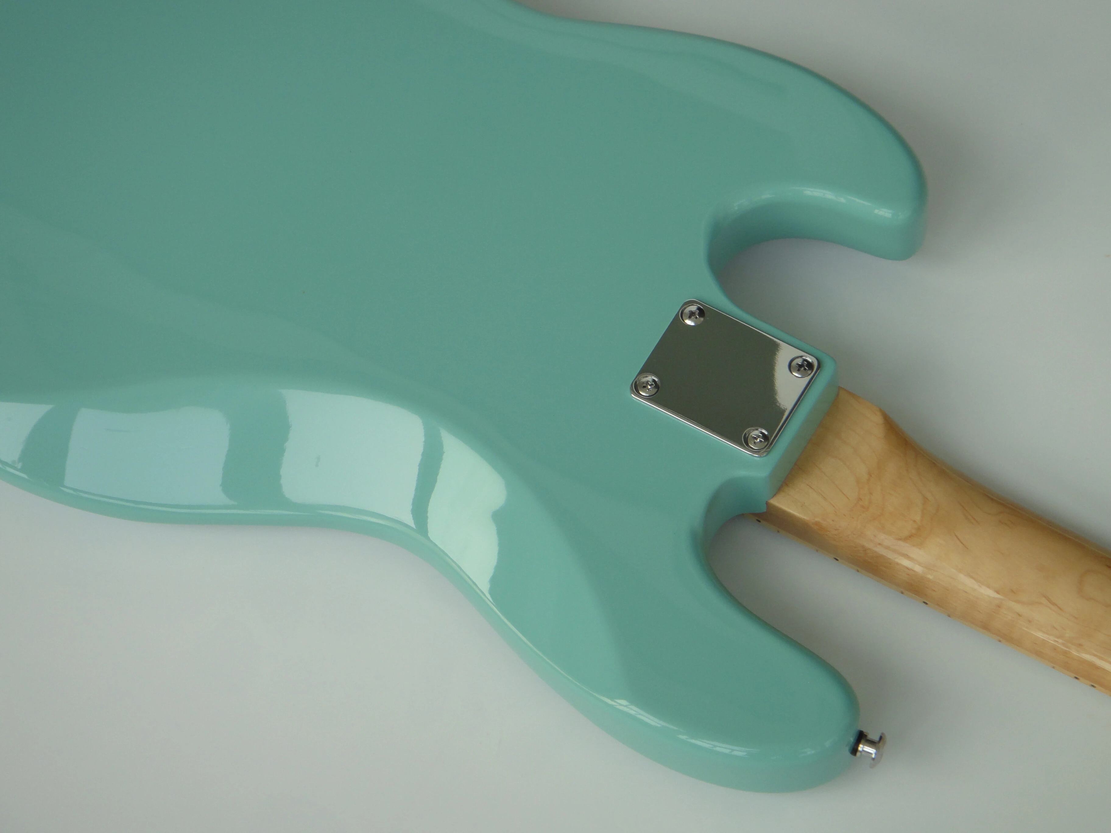 Afanti Customized Mahogany Body Bolt On Maple Neck Electric Guitar