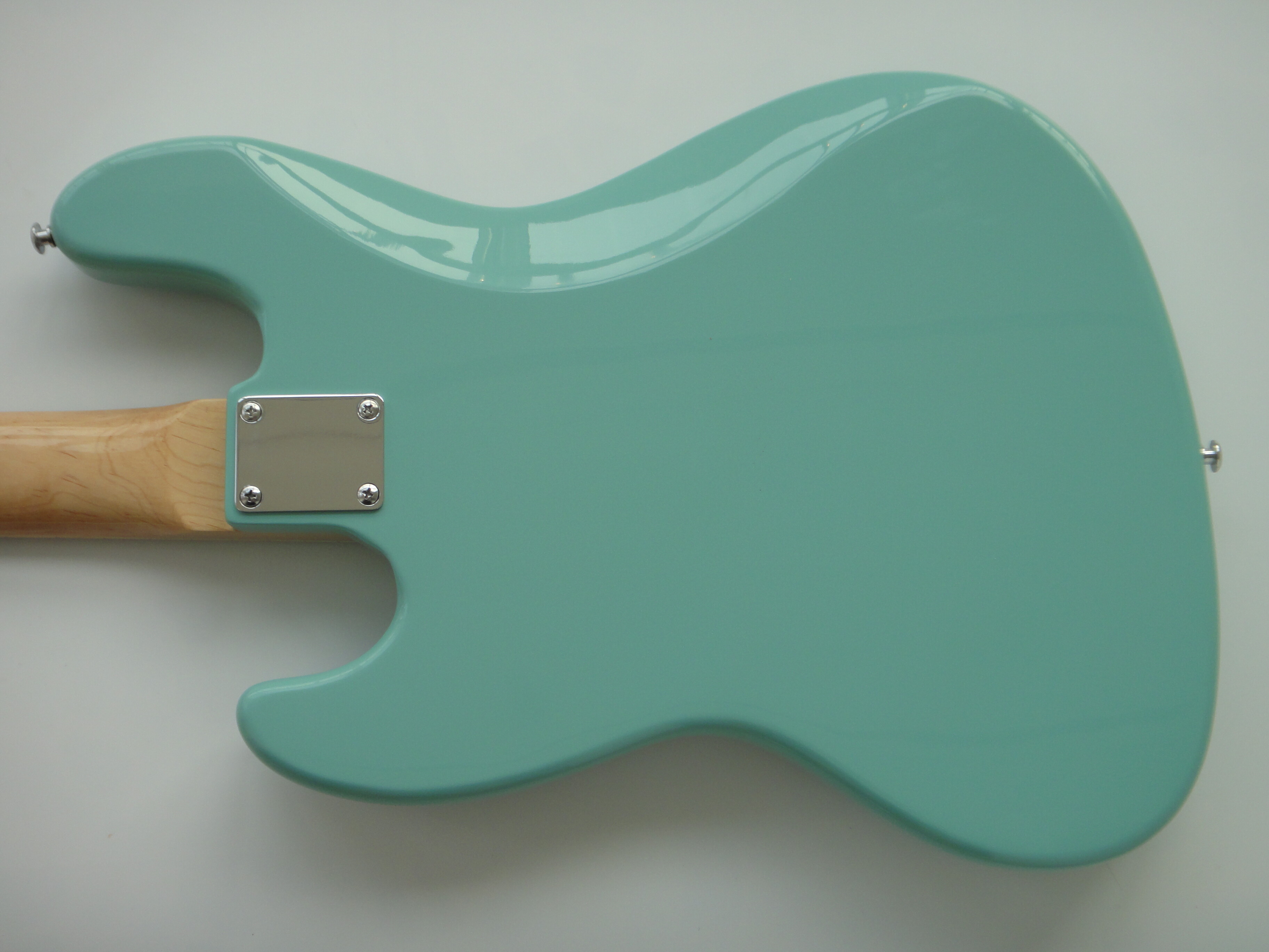 Afanti Customized Mahogany Body Bolt On Maple Neck Electric Guitar