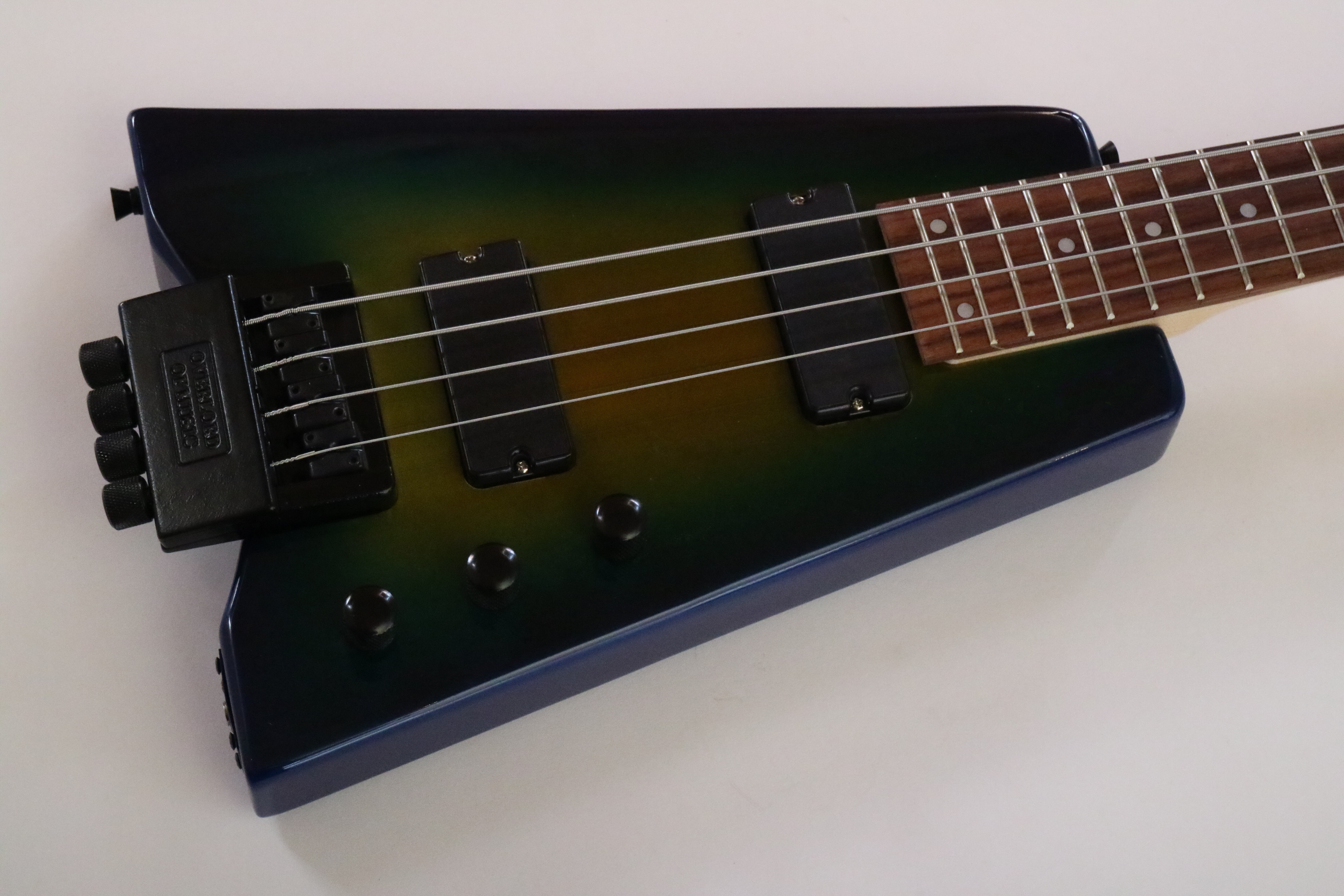 Afanti Customized 4 Strings Headless Electric Guitar