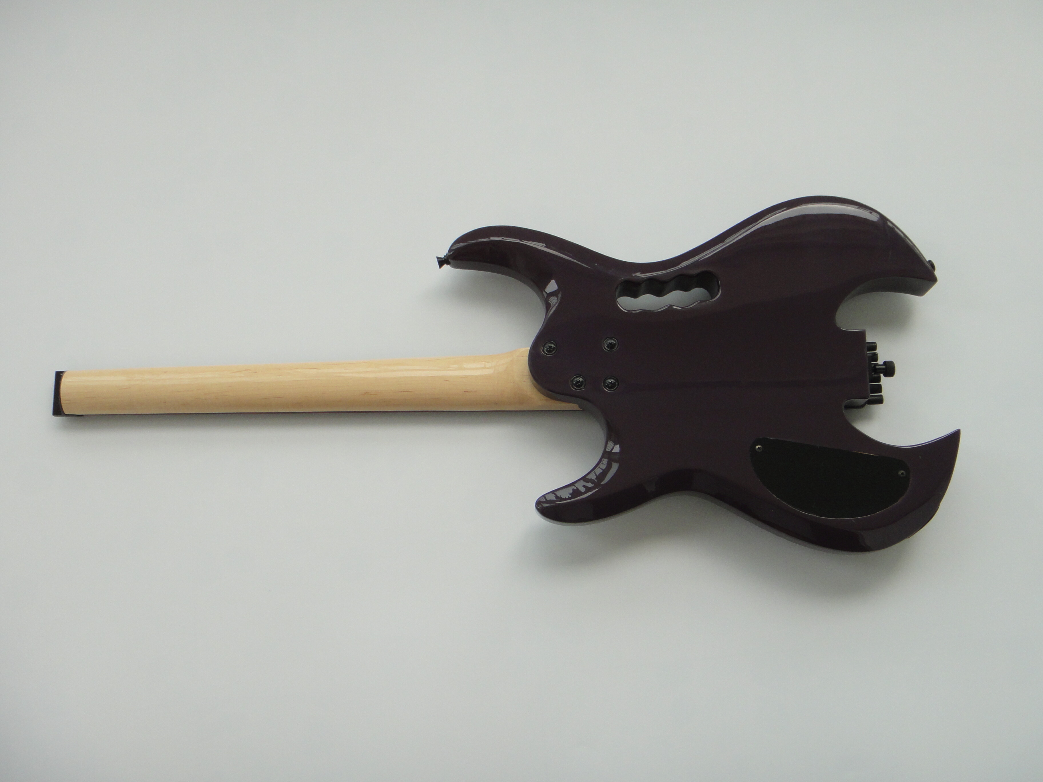 Afanti Customized Hsh 6 Strings Headless Electric Guitar