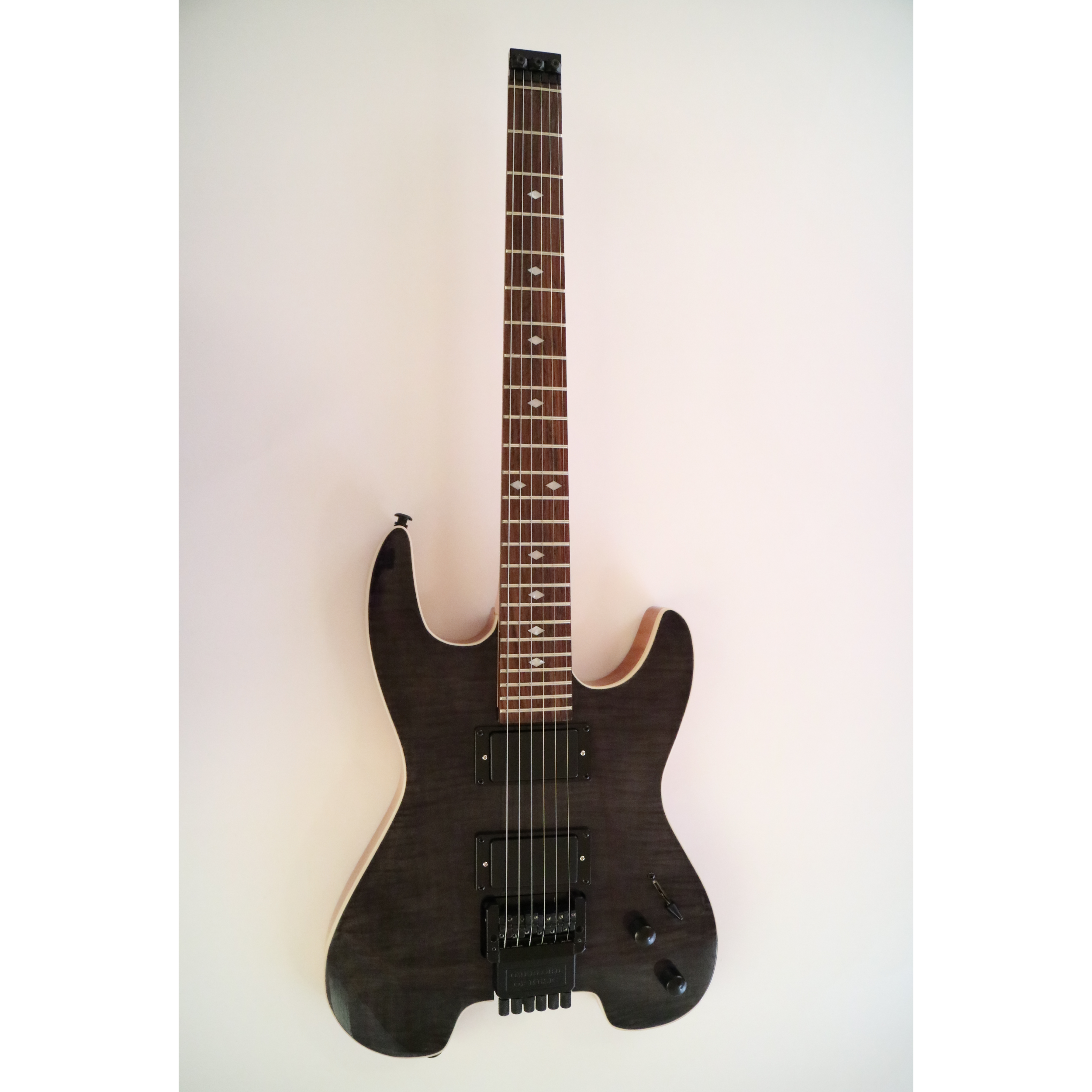 Afanti Customized Hh Double Locking 6 String Black Headless Guitar Afanti Customized Hh Double Locking 6 String Black Headless Guitar