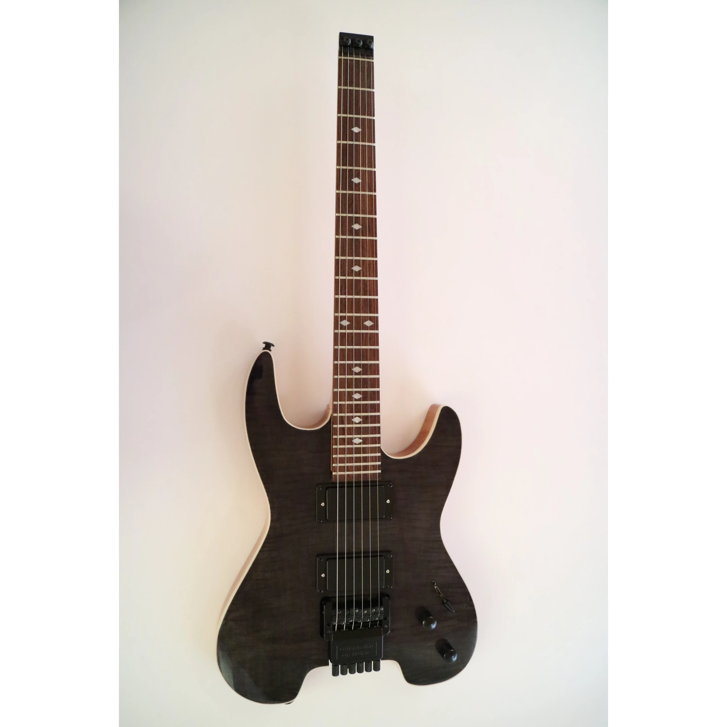 Afanti Customized Hh Double Locking 6 String Black Headless Guitar