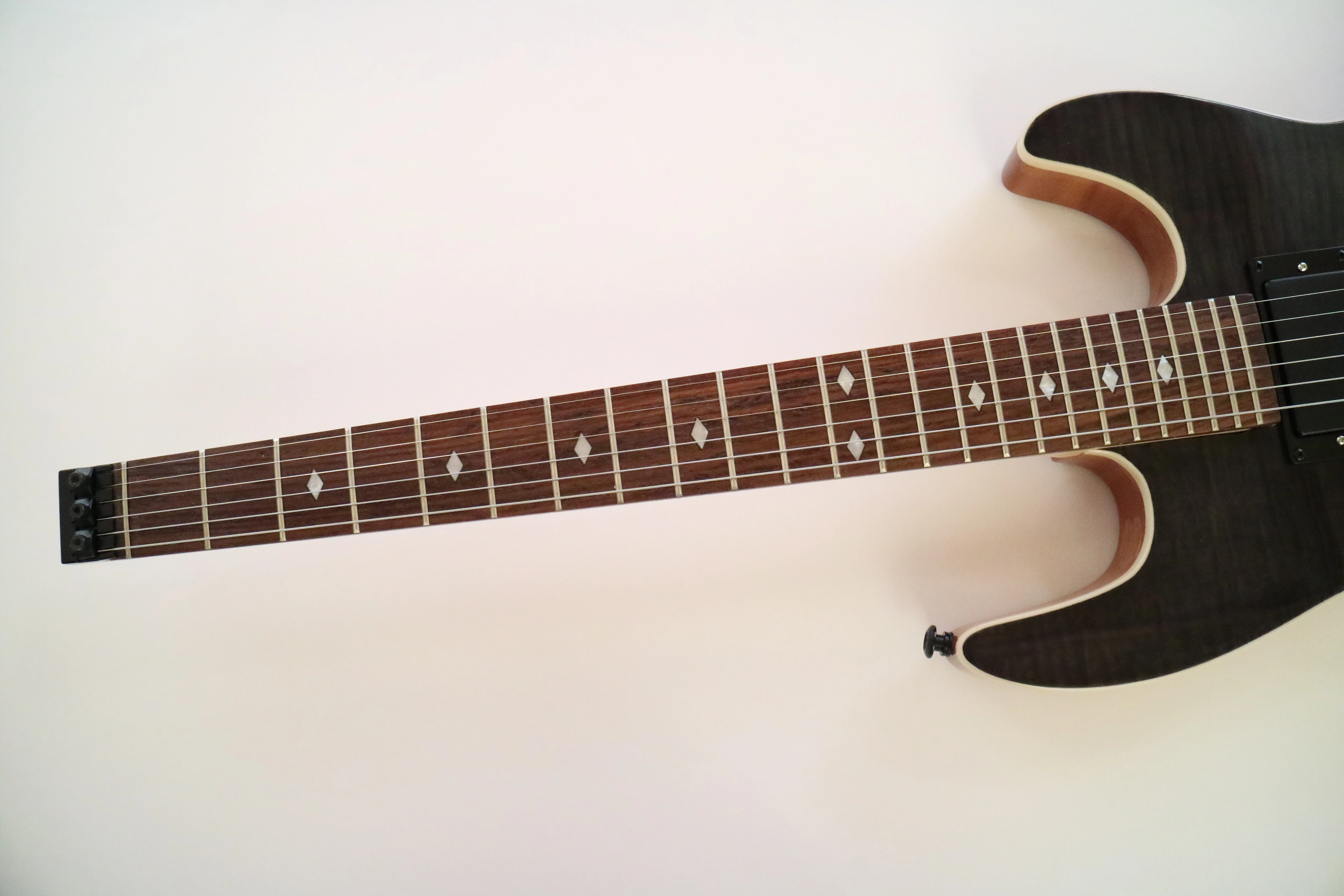 Afanti Customized Hh Double Locking 6 String Black Headless Guitar