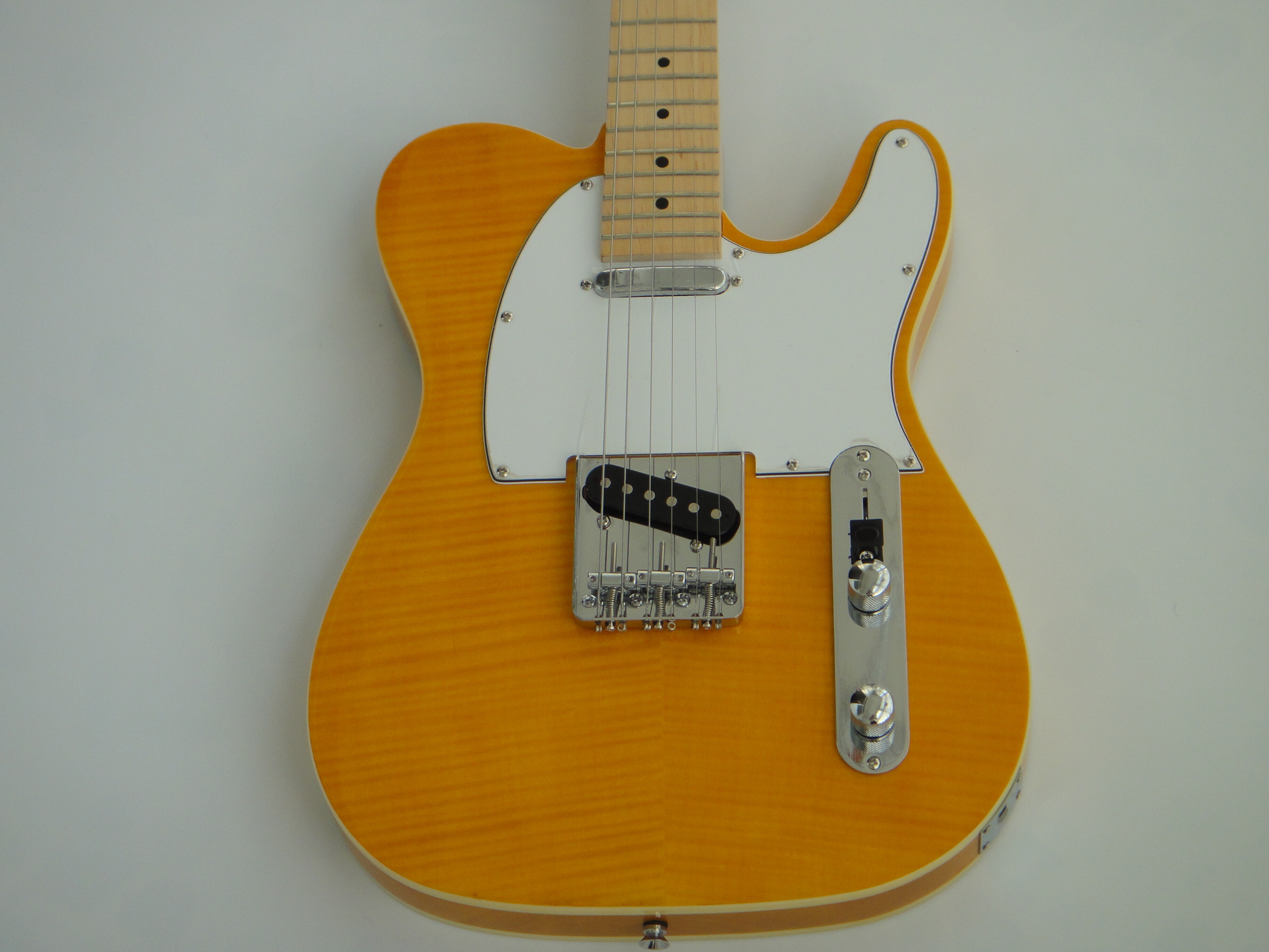 Afanti Mahogany Body with Flamed Maple Top Acoustic Electric Guitar