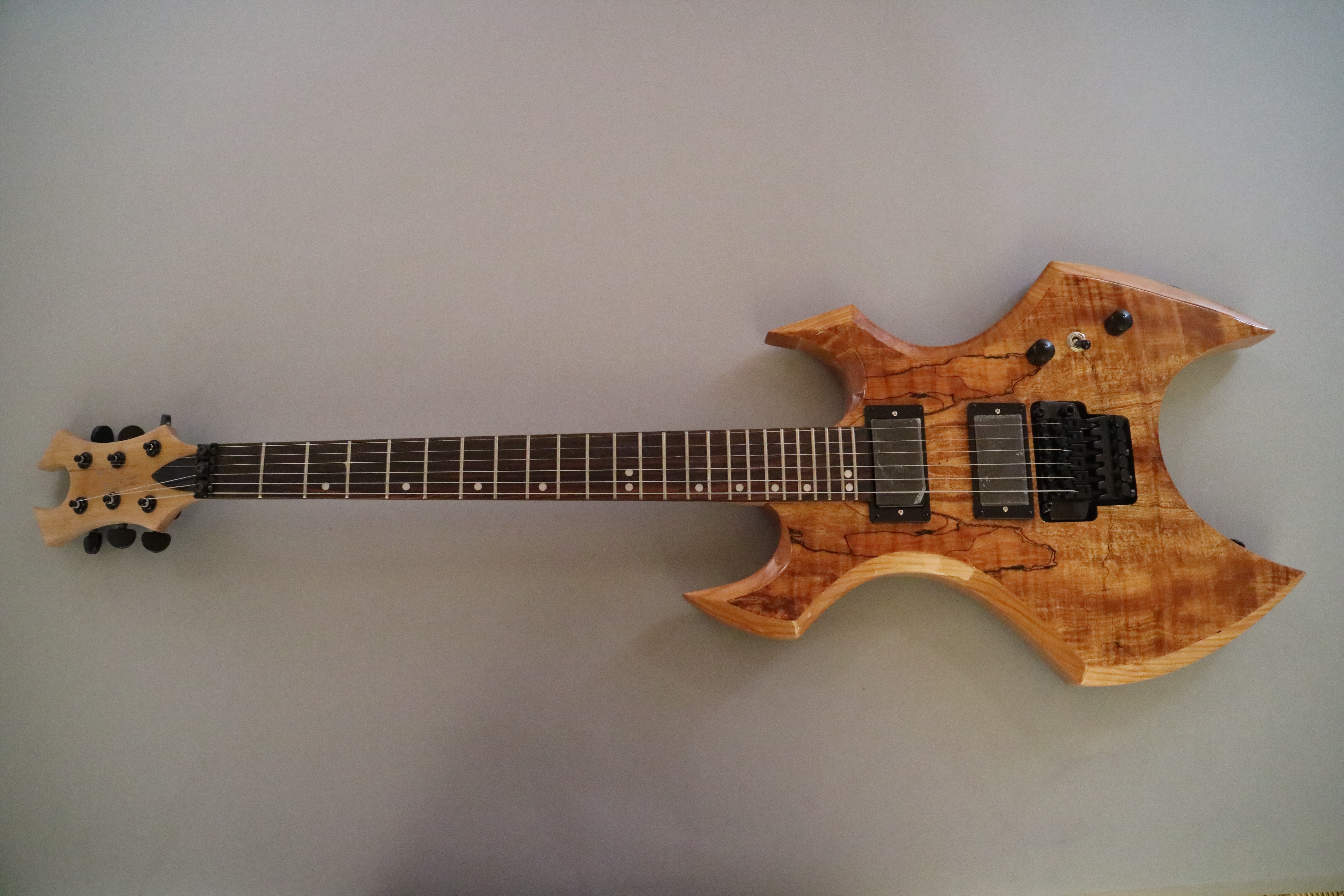 Afanti Customized Mahogany Body with Spalted Maple Veneer Electric Guitar