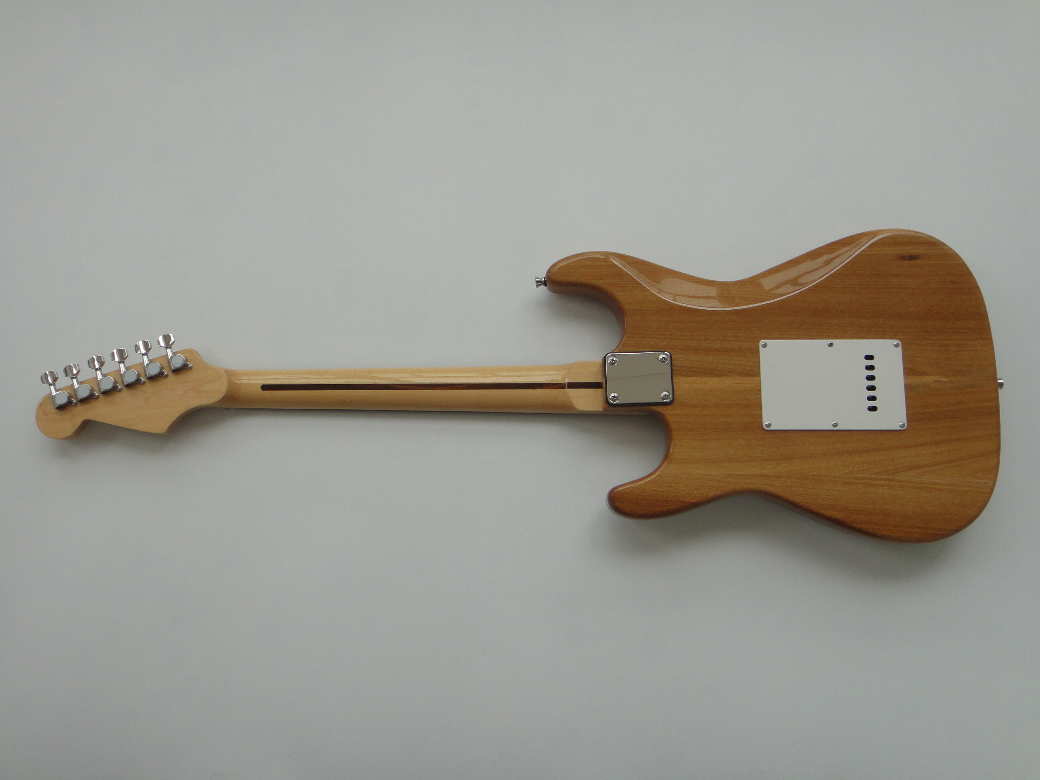 Afanti Customized Bolt On Maple Neck St Electric Guitar