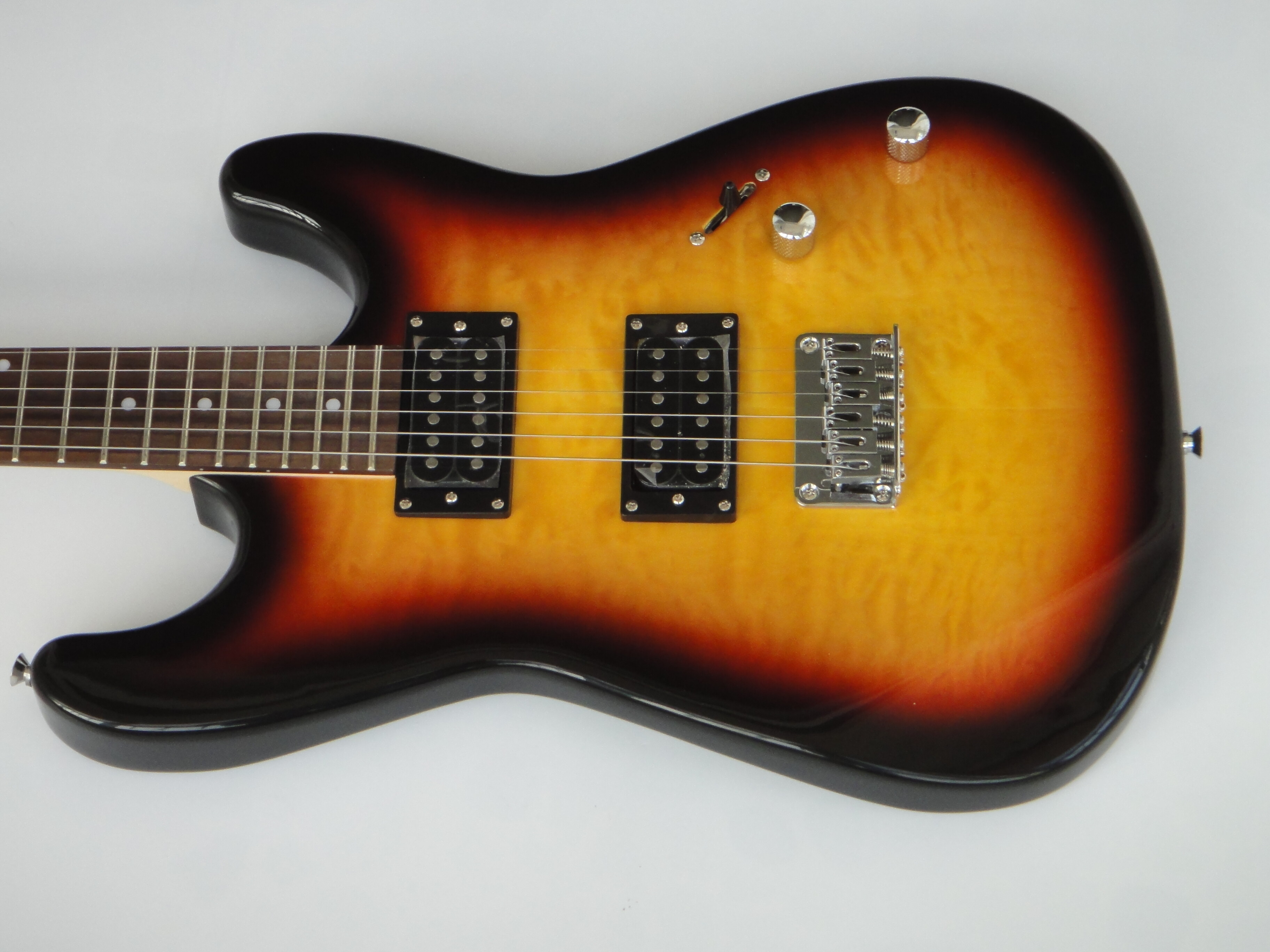 Afanti Sunburst Mahogany Body with Quilted Maple Top St Electric Guitar