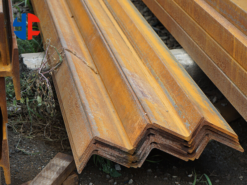 A53 Q235 Angle Steel Bar 19mm 200mm